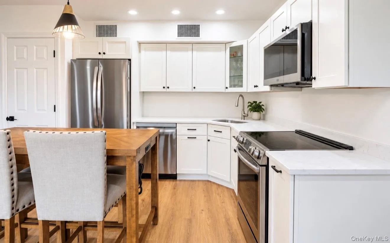 1 Anchorage way, Hempstead, NY, 1 Bedroom Bedrooms, 2 Rooms Rooms,1 BathroomBathrooms,Residential,For Rent,way,0,1050103 1 Anchorage way, Hempstead, NY, 1 Bedroom Bedrooms, 2 Rooms Rooms,1 BathroomBathrooms,Residential,For Rent,way,0,1050103