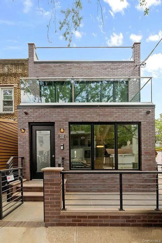 19-25 22nd Rd, New York, NY, 3 Bedroom Bedrooms, 9 Room Rooms,3 BathroomBathrooms,Residential Lease,For Rent,22nd Rd,0,1050104 19-25 22nd Rd, New York, NY, 3 Bedroom Bedrooms, 9 Room Rooms,3 BathroomBathrooms,Residential Lease,For Rent,22nd Rd,0,1050104