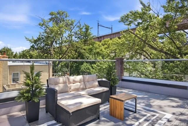 19-25 22nd Rd, New York, NY, 3 Bedroom Bedrooms, 9 Room Rooms,3 BathroomBathrooms,Residential Lease,For Rent,22nd Rd,0,1050104 19-25 22nd Rd, New York, NY, 3 Bedroom Bedrooms, 9 Room Rooms,3 BathroomBathrooms,Residential Lease,For Rent,22nd Rd,0,1050104