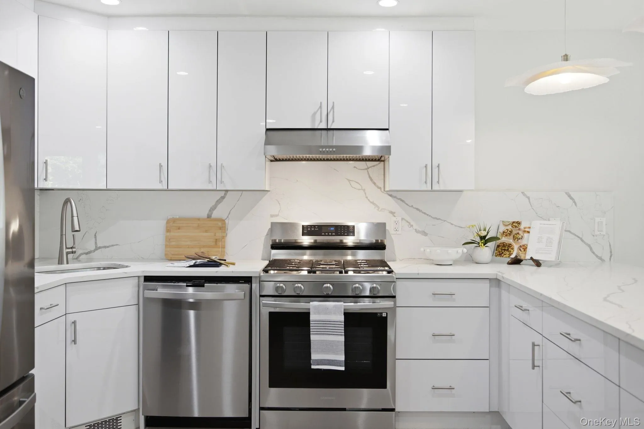 19-25 22nd Rd, New York, NY, 3 Bedroom Bedrooms, 9 Room Rooms,3 BathroomBathrooms,Residential Lease,For Rent,22nd Rd,0,1050104 19-25 22nd Rd, New York, NY, 3 Bedroom Bedrooms, 9 Room Rooms,3 BathroomBathrooms,Residential Lease,For Rent,22nd Rd,0,1050104
