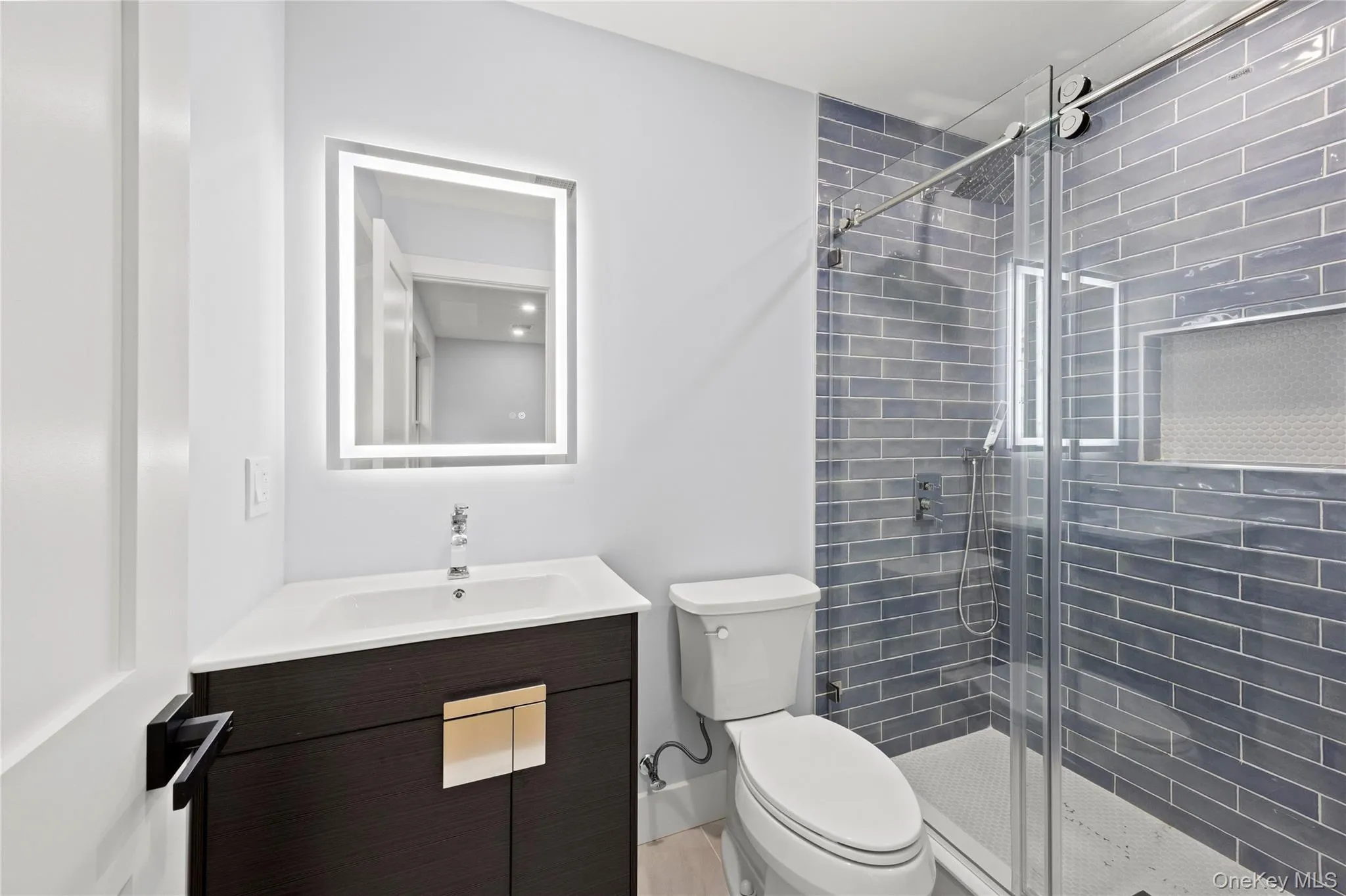 712 Bach Court, Hempstead, NY, 5 Bedrooms Bedrooms, 14 Rooms Rooms,6 BathroomsBathrooms,Residential,For Rent,Bach,0,1050109 712 Bach Court, Hempstead, NY, 5 Bedrooms Bedrooms, 14 Rooms Rooms,6 BathroomsBathrooms,Residential,For Rent,Bach,0,1050109