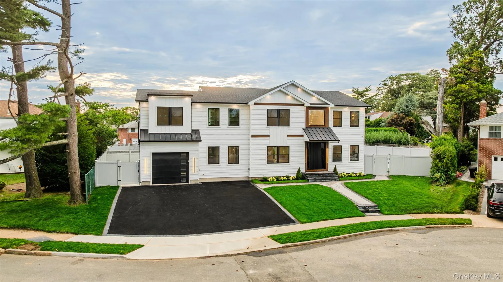 712 Bach Court, Hempstead, NY, 5 Bedrooms Bedrooms, 14 Rooms Rooms,6 BathroomsBathrooms,Residential,For Rent,Bach,0,1050109 712 Bach Court, Hempstead, NY, 5 Bedrooms Bedrooms, 14 Rooms Rooms,6 BathroomsBathrooms,Residential,For Rent,Bach,0,1050109