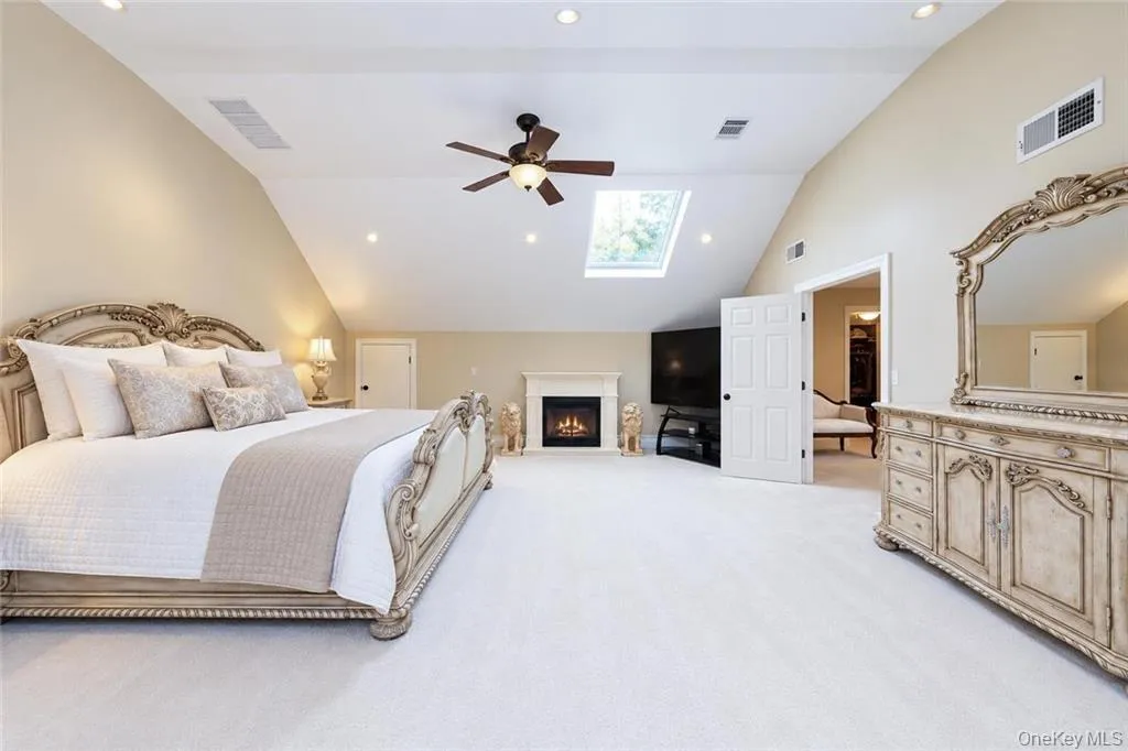 78 Eleanor Street, New York, NY, 4 Bedrooms Bedrooms, 10 Rooms Rooms,3 BathroomsBathrooms,Residential,For Rent,Eleanor,0,1050111 78 Eleanor Street, New York, NY, 4 Bedrooms Bedrooms, 10 Rooms Rooms,3 BathroomsBathrooms,Residential,For Rent,Eleanor,0,1050111