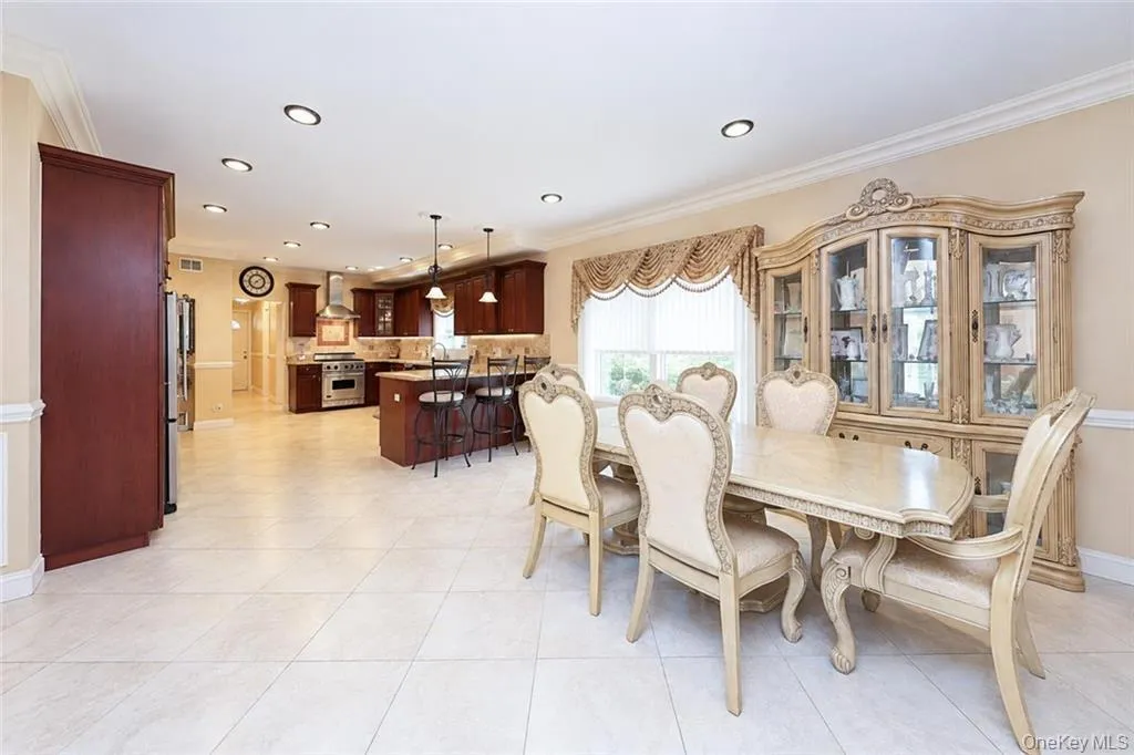78 Eleanor Street, New York, NY, 4 Bedrooms Bedrooms, 10 Rooms Rooms,3 BathroomsBathrooms,Residential,For Rent,Eleanor,0,1050111 78 Eleanor Street, New York, NY, 4 Bedrooms Bedrooms, 10 Rooms Rooms,3 BathroomsBathrooms,Residential,For Rent,Eleanor,0,1050111