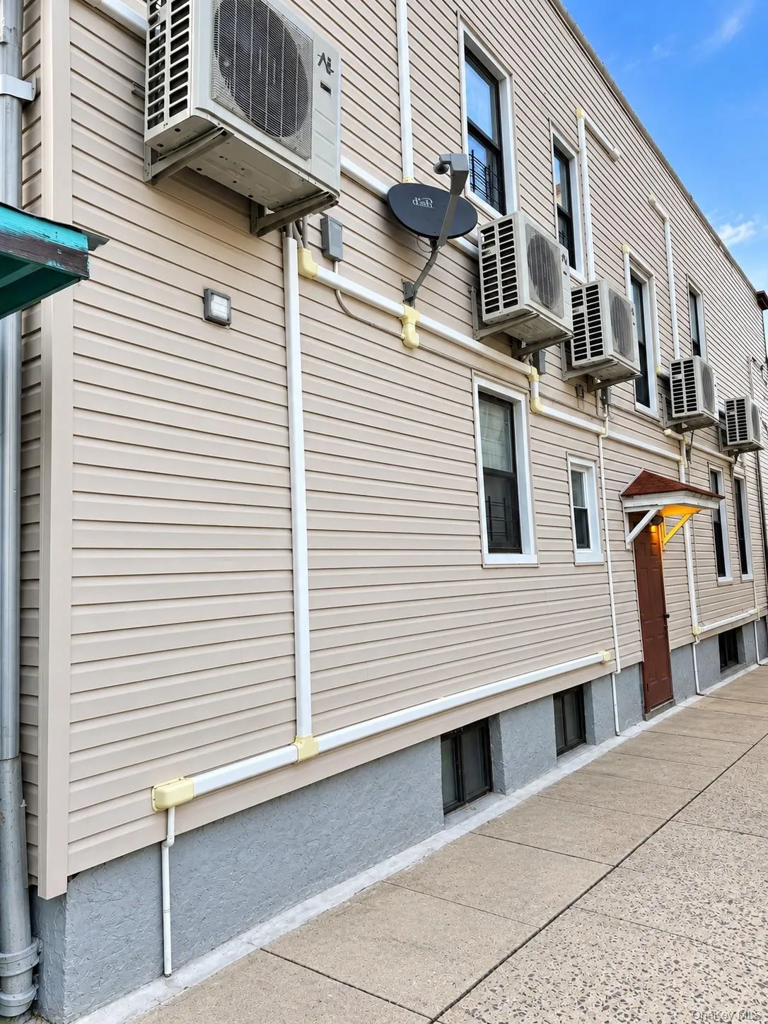 732 223rd Street, New York, NY, 7 Bedrooms Bedrooms, 12 Rooms Rooms,3 BathroomsBathrooms,Residential,For Rent,223rd,0,1050114 732 223rd Street, New York, NY, 7 Bedrooms Bedrooms, 12 Rooms Rooms,3 BathroomsBathrooms,Residential,For Rent,223rd,0,1050114