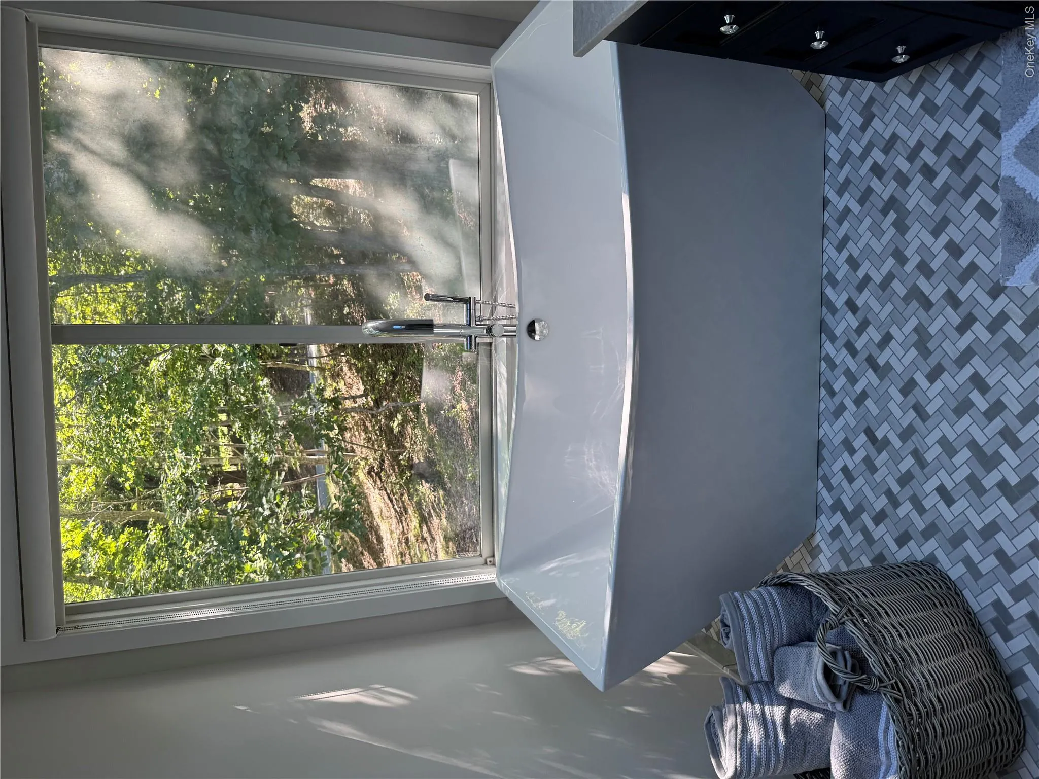 Soaking Tub Soaking Tub