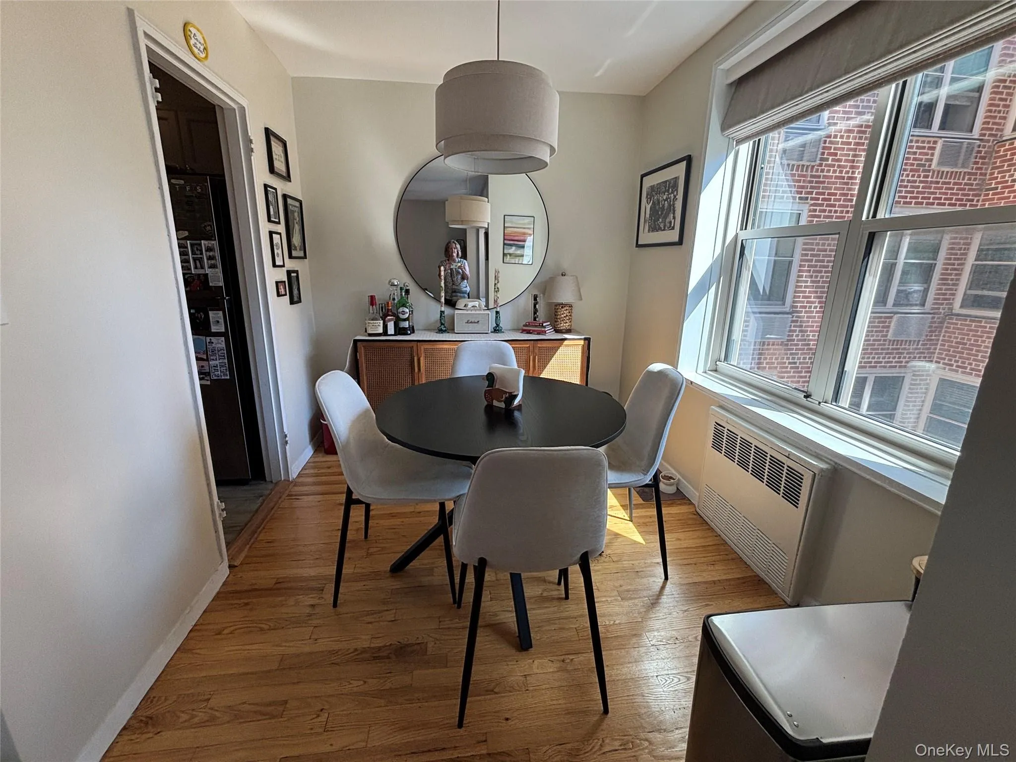 410 E. Broadway, Long Beach, NY, 1 Bedroom Bedrooms, 3 Rooms Rooms,1 BathroomBathrooms,Residential,For Rent,E. Broadway,0,1050118 410 E. Broadway, Long Beach, NY, 1 Bedroom Bedrooms, 3 Rooms Rooms,1 BathroomBathrooms,Residential,For Rent,E. Broadway,0,1050118