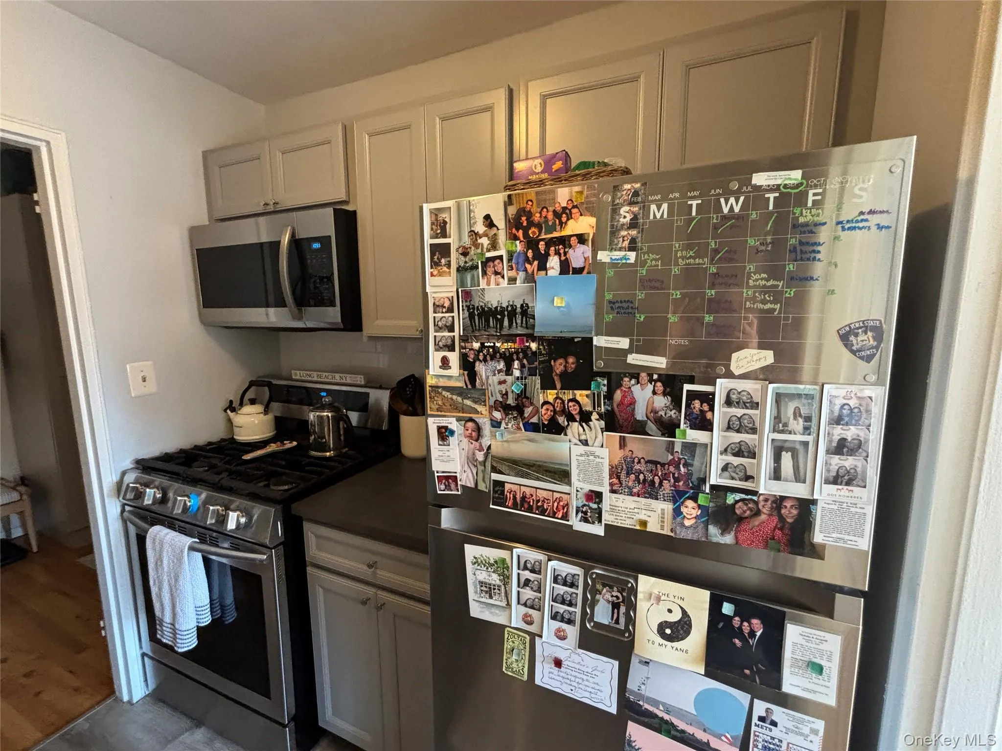 410 E. Broadway, Long Beach, NY, 1 Bedroom Bedrooms, 3 Rooms Rooms,1 BathroomBathrooms,Residential,For Rent,E. Broadway,0,1050118 410 E. Broadway, Long Beach, NY, 1 Bedroom Bedrooms, 3 Rooms Rooms,1 BathroomBathrooms,Residential,For Rent,E. Broadway,0,1050118