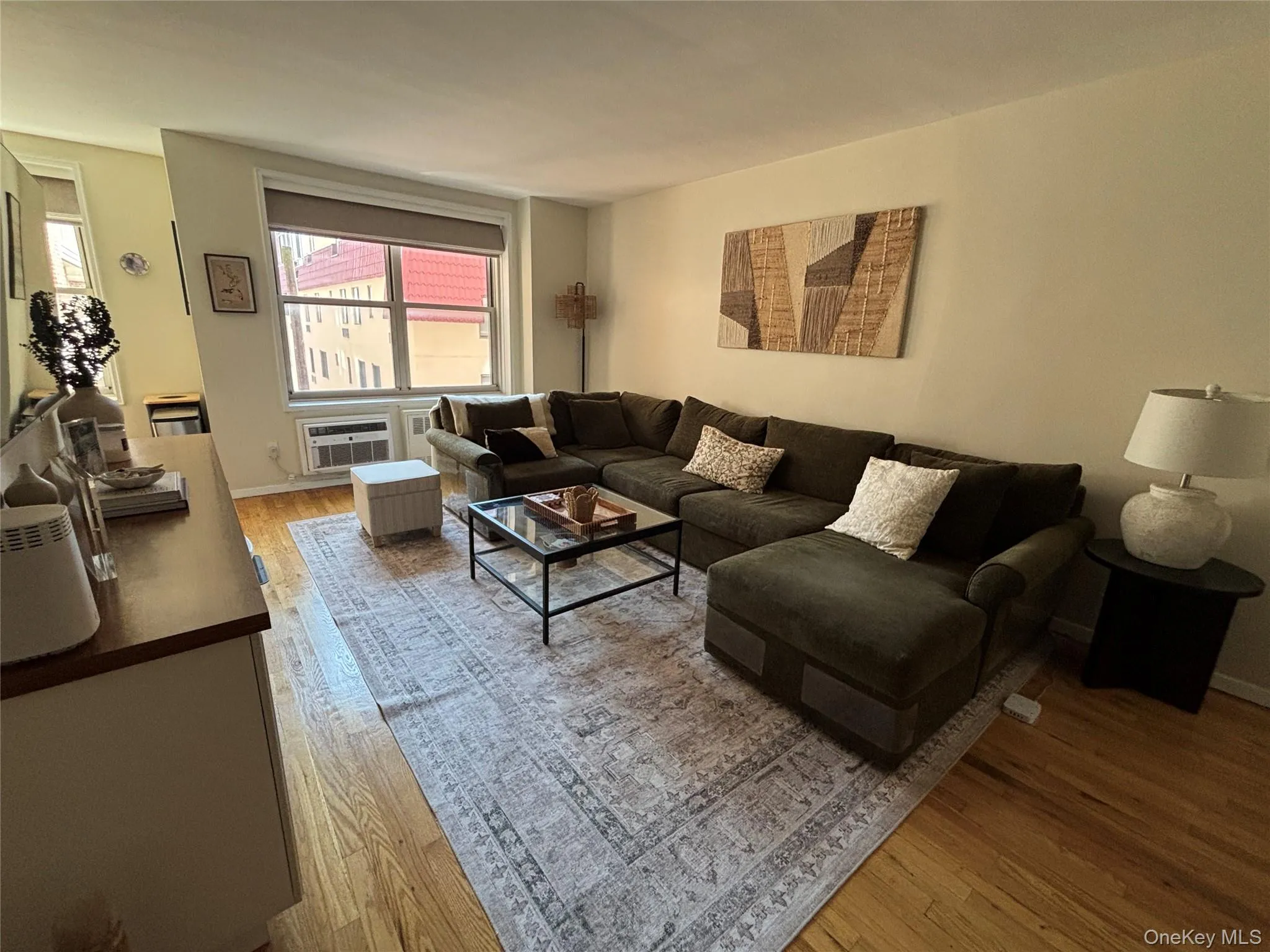 410 E. Broadway, Long Beach, NY, 1 Bedroom Bedrooms, 3 Rooms Rooms,1 BathroomBathrooms,Residential,For Rent,E. Broadway,0,1050118 410 E. Broadway, Long Beach, NY, 1 Bedroom Bedrooms, 3 Rooms Rooms,1 BathroomBathrooms,Residential,For Rent,E. Broadway,0,1050118