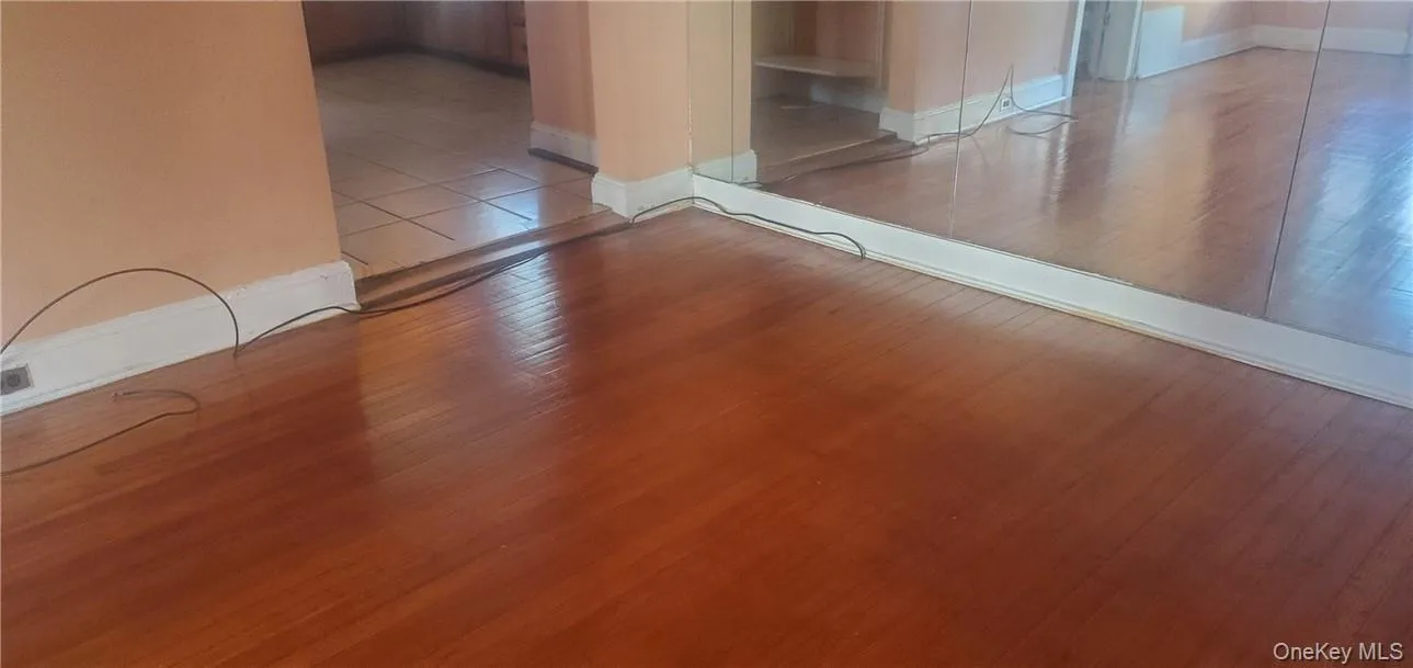 31 Thurman Street, Yonkers, NY, 3 Bedrooms Bedrooms, 5 Rooms Rooms,1 BathroomBathrooms,Residential Lease,For Rent,Thurman,0,1050120 31 Thurman Street, Yonkers, NY, 3 Bedrooms Bedrooms, 5 Rooms Rooms,1 BathroomBathrooms,Residential Lease,For Rent,Thurman,0,1050120