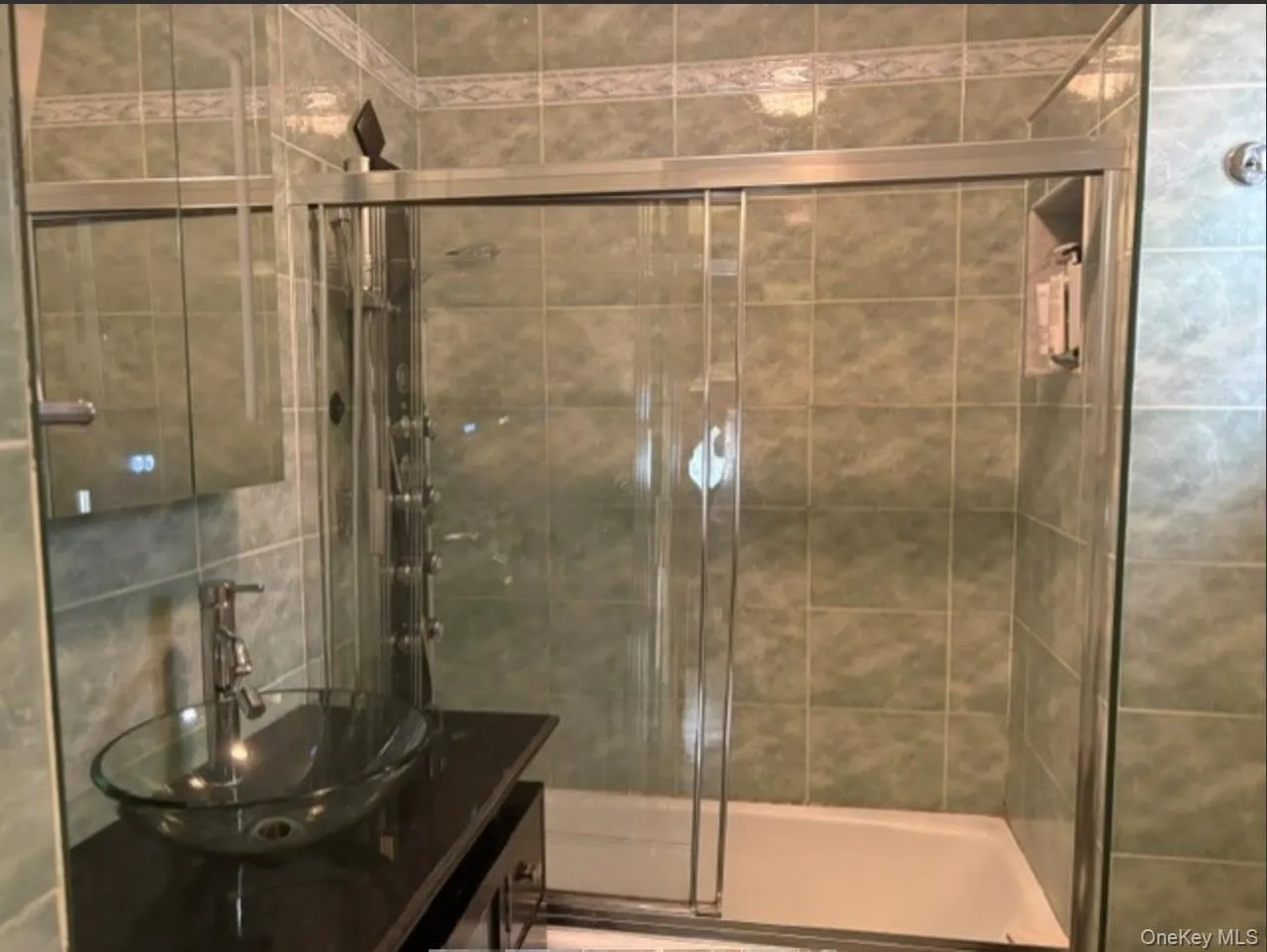 Bathroom first Floor Bathroom first Floor