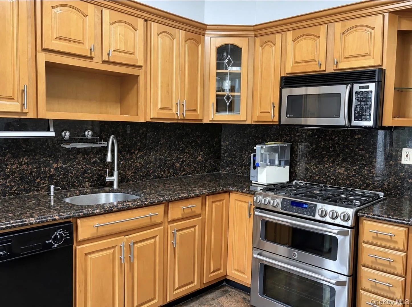 85-43 67th Drive, New York, NY, 2 Bedrooms Bedrooms, 5 Rooms Rooms,2 BathroomsBathrooms,Residential Lease,For Rent,67th,0,1050129 85-43 67th Drive, New York, NY, 2 Bedrooms Bedrooms, 5 Rooms Rooms,2 BathroomsBathrooms,Residential Lease,For Rent,67th,0,1050129