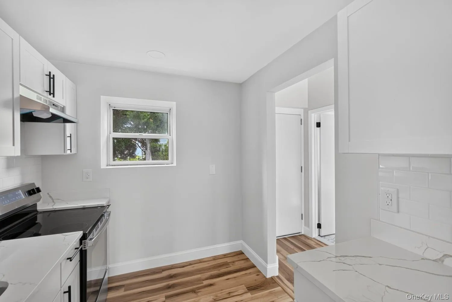 3 Waterview Estate, Peekskill, NY, 2 Bedrooms Bedrooms, 5 Rooms Rooms,1 BathroomBathrooms,Residential,For Rent,Waterview,0,1050130 3 Waterview Estate, Peekskill, NY, 2 Bedrooms Bedrooms, 5 Rooms Rooms,1 BathroomBathrooms,Residential,For Rent,Waterview,0,1050130
