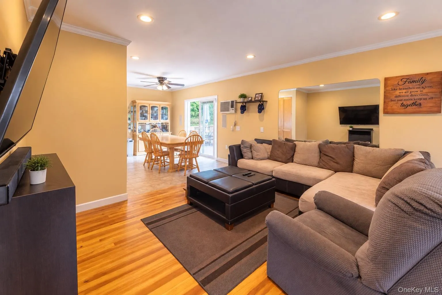 19 Meadow Avenue, Chester Town, NY, 2 Bedrooms Bedrooms, 7 Rooms Rooms,2 BathroomsBathrooms,Residential,For Rent,Meadow,0,1050131 19 Meadow Avenue, Chester Town, NY, 2 Bedrooms Bedrooms, 7 Rooms Rooms,2 BathroomsBathrooms,Residential,For Rent,Meadow,0,1050131