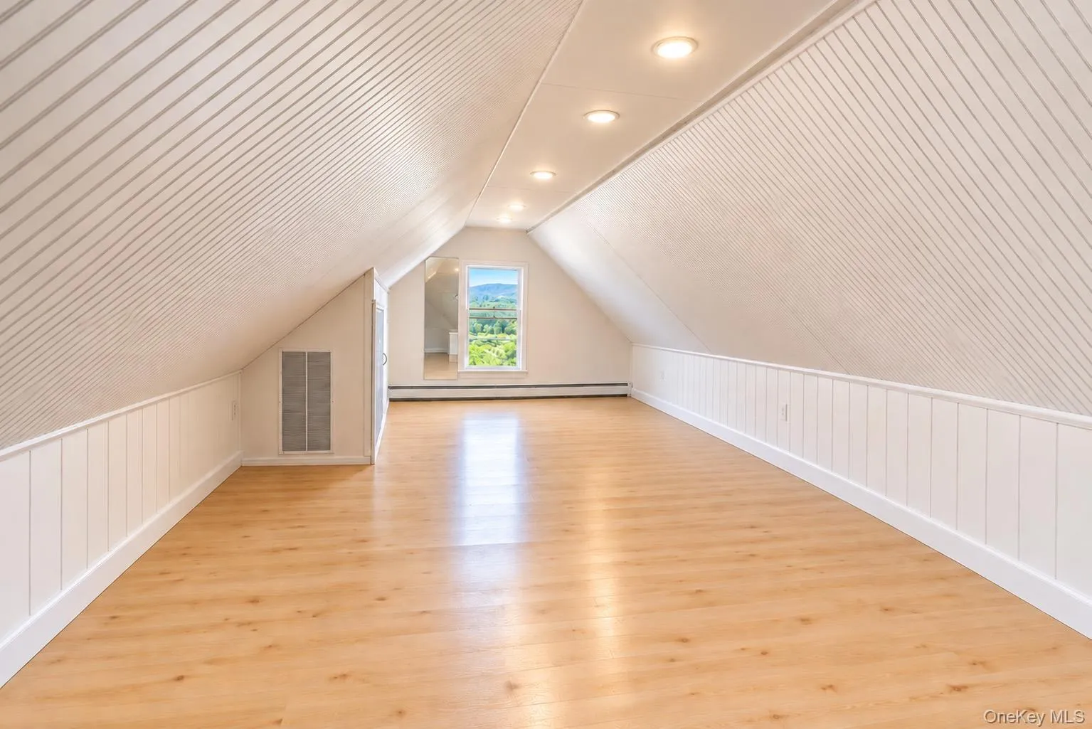 19 Meadow Avenue, Chester Town, NY, 2 Bedrooms Bedrooms, 7 Rooms Rooms,2 BathroomsBathrooms,Residential,For Rent,Meadow,0,1050131 19 Meadow Avenue, Chester Town, NY, 2 Bedrooms Bedrooms, 7 Rooms Rooms,2 BathroomsBathrooms,Residential,For Rent,Meadow,0,1050131