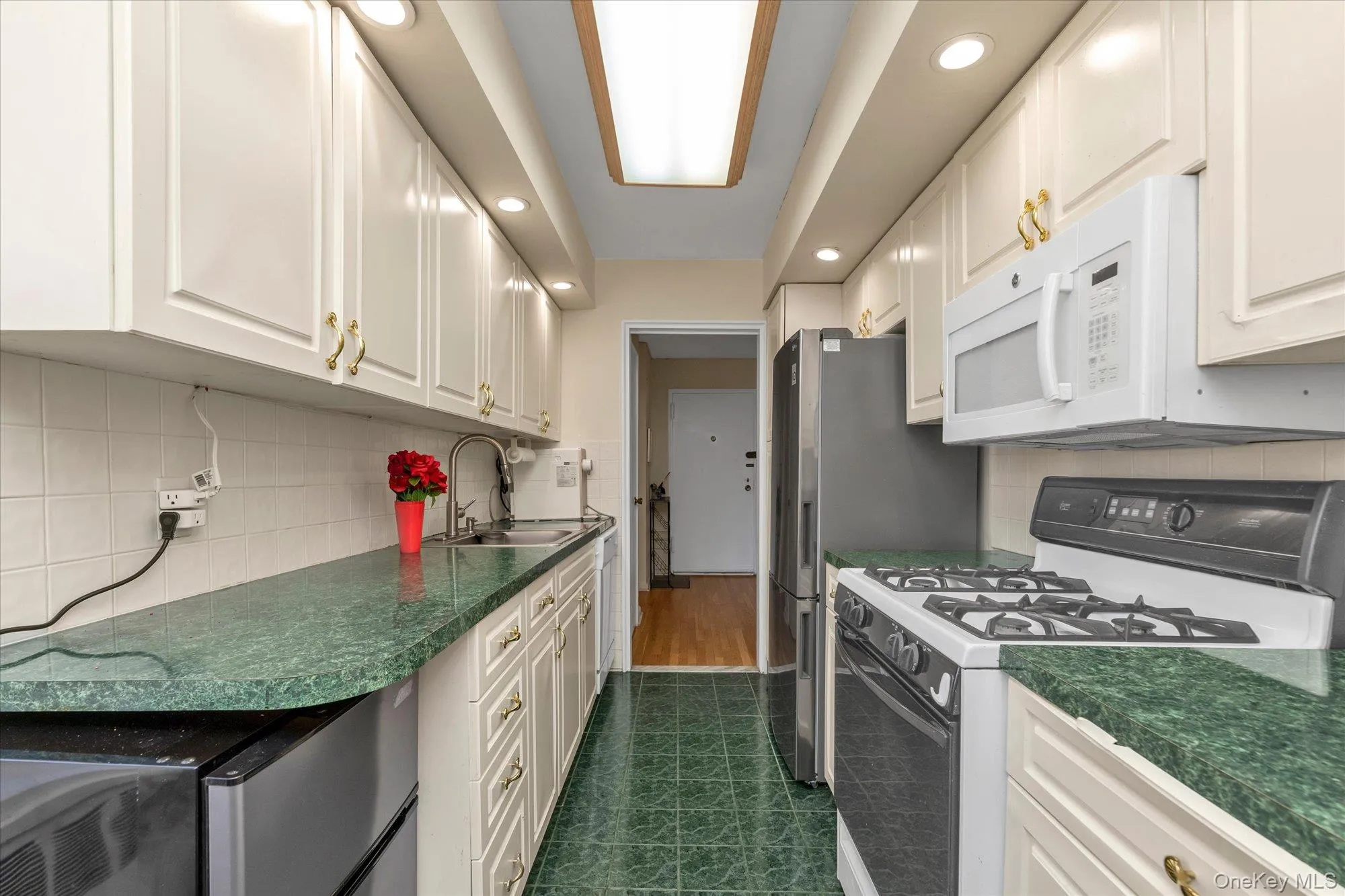 Updated Windowed Galley Kitchen! Updated Windowed Galley Kitchen!