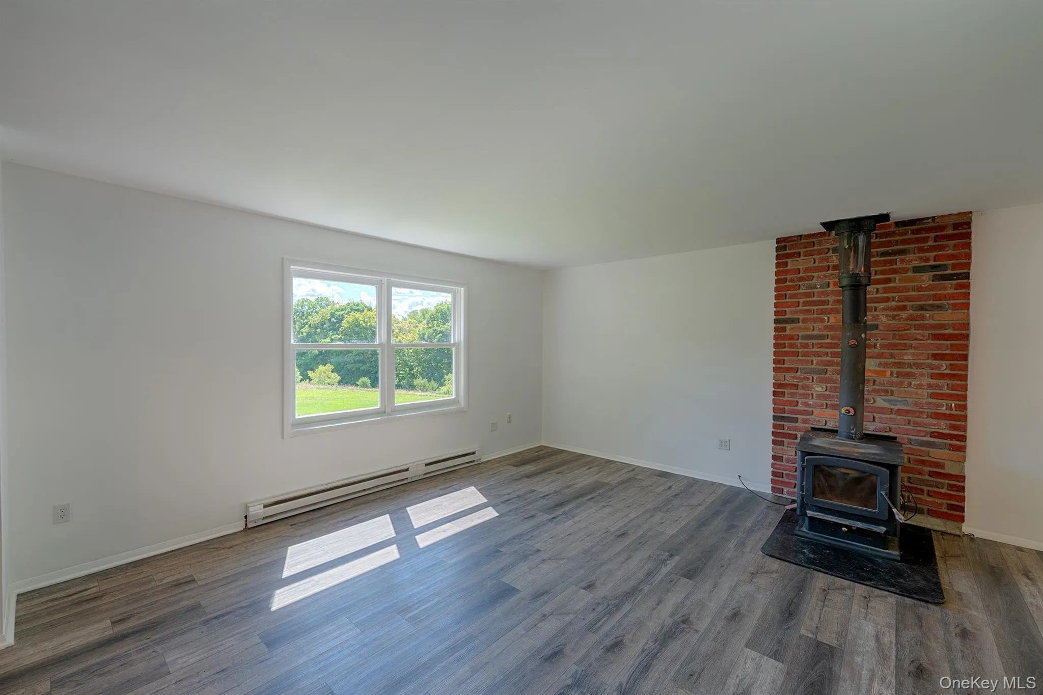 17 Slate Field Lane, Clinton, NY, 2 Bedrooms Bedrooms, 6 Rooms Rooms,1 BathroomBathrooms,Residential Lease,For Rent,Slate Field,0,1050136 17 Slate Field Lane, Clinton, NY, 2 Bedrooms Bedrooms, 6 Rooms Rooms,1 BathroomBathrooms,Residential Lease,For Rent,Slate Field,0,1050136