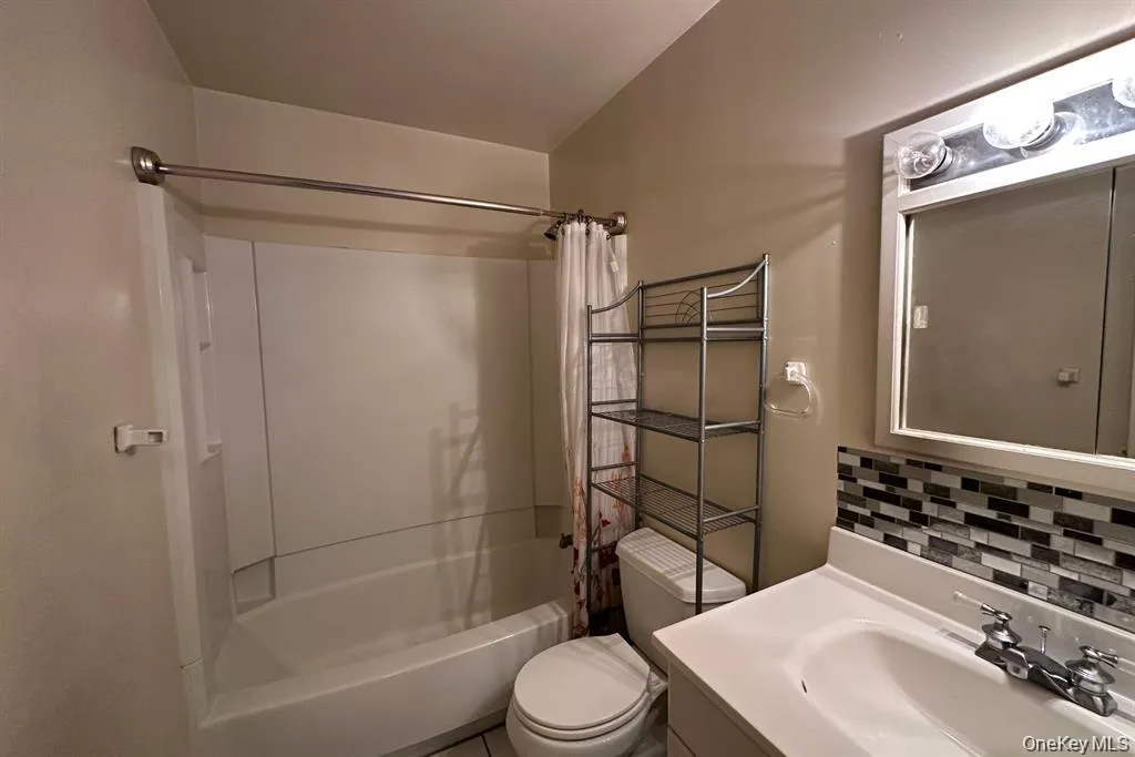 101 sylvan, Brookhaven, NY, 1 Bedroom Bedrooms, 4 Rooms Rooms,1 BathroomBathrooms,Residential Lease,For Rent,sylvan,0,1050138 101 sylvan, Brookhaven, NY, 1 Bedroom Bedrooms, 4 Rooms Rooms,1 BathroomBathrooms,Residential Lease,For Rent,sylvan,0,1050138