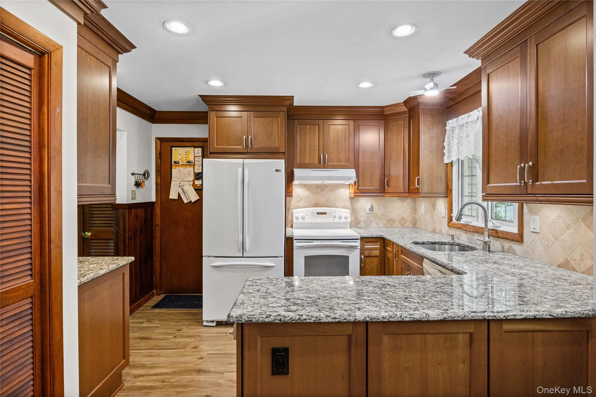 23 Peterborough Drive, Huntington, NY, 4 Bedrooms Bedrooms, 8 Rooms Rooms,2 BathroomsBathrooms,Residential,For Rent,Peterborough,0,1050139 23 Peterborough Drive, Huntington, NY, 4 Bedrooms Bedrooms, 8 Rooms Rooms,2 BathroomsBathrooms,Residential,For Rent,Peterborough,0,1050139