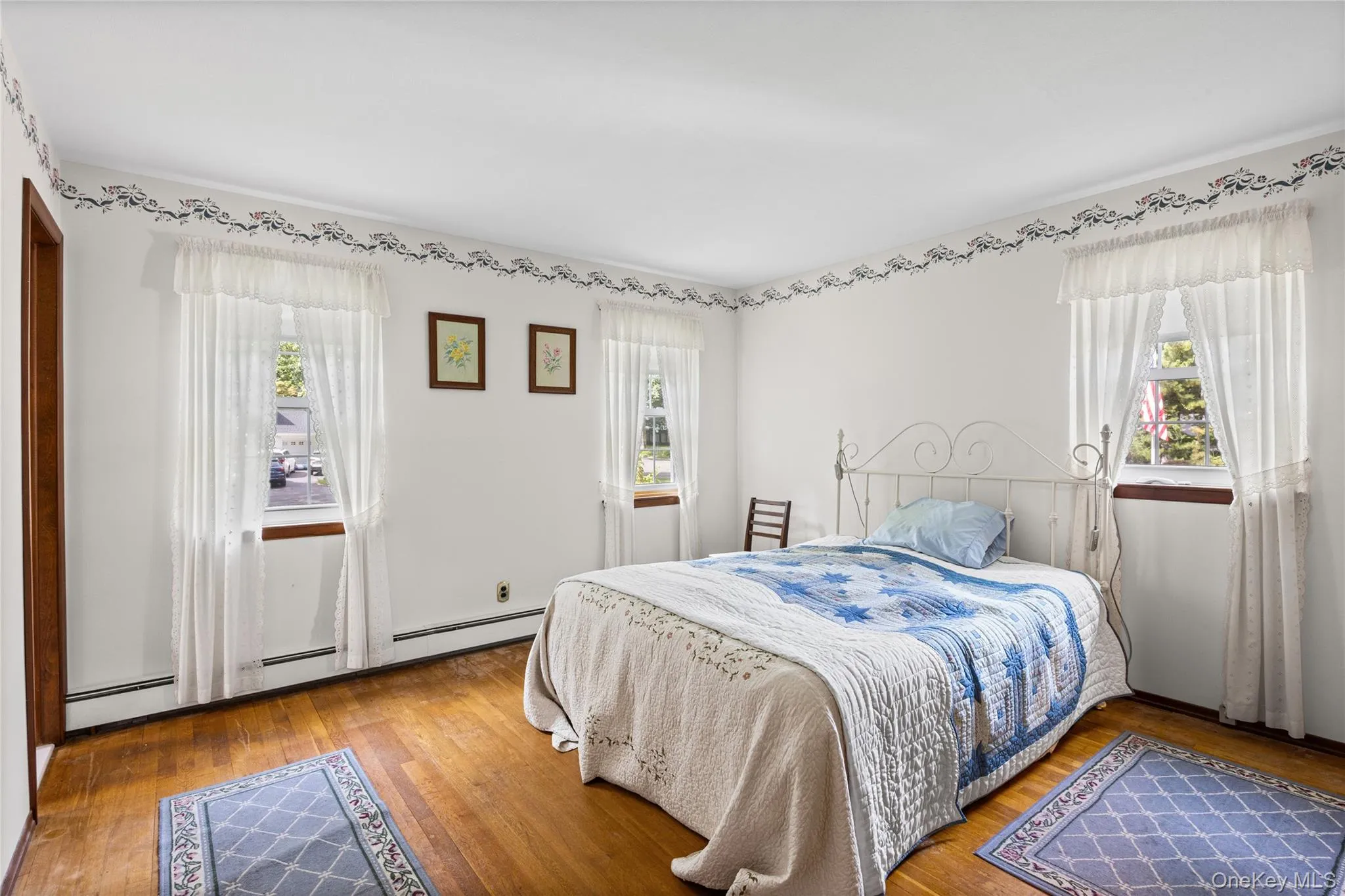 23 Peterborough Drive, Huntington, NY, 4 Bedrooms Bedrooms, 8 Rooms Rooms,2 BathroomsBathrooms,Residential,For Rent,Peterborough,0,1050139 23 Peterborough Drive, Huntington, NY, 4 Bedrooms Bedrooms, 8 Rooms Rooms,2 BathroomsBathrooms,Residential,For Rent,Peterborough,0,1050139