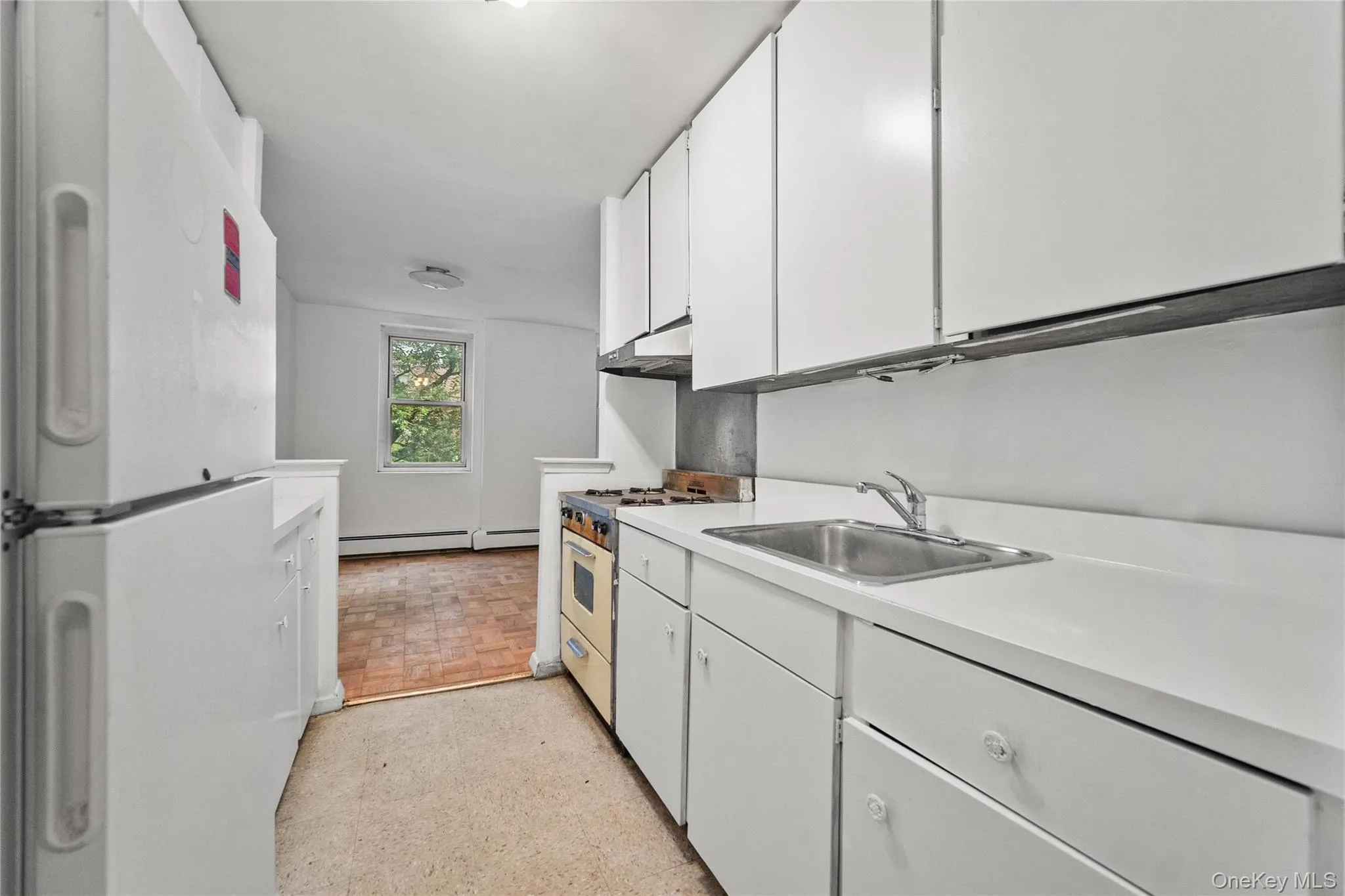 119 Hartsdale Avenue, Greenburgh, NY, 1 Bedroom Bedrooms, 4 Rooms Rooms,1 BathroomBathrooms,Residential,For Rent,Hartsdale,0,1050140 119 Hartsdale Avenue, Greenburgh, NY, 1 Bedroom Bedrooms, 4 Rooms Rooms,1 BathroomBathrooms,Residential,For Rent,Hartsdale,0,1050140