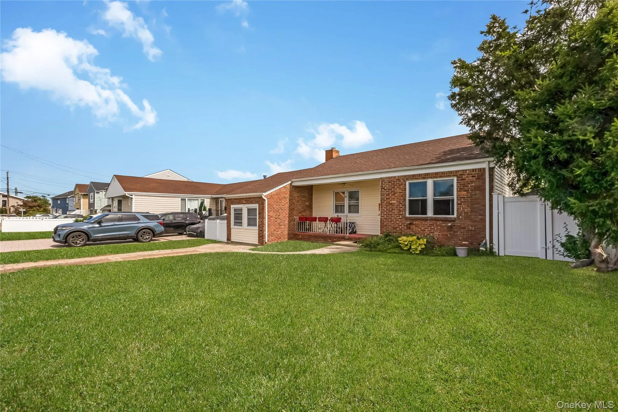 19 Rainbow Lane, Babylon, NY, 3 Bedrooms Bedrooms, 7 Rooms Rooms,1 BathroomBathrooms,Residential,For Rent,Rainbow,0,1050146 19 Rainbow Lane, Babylon, NY, 3 Bedrooms Bedrooms, 7 Rooms Rooms,1 BathroomBathrooms,Residential,For Rent,Rainbow,0,1050146