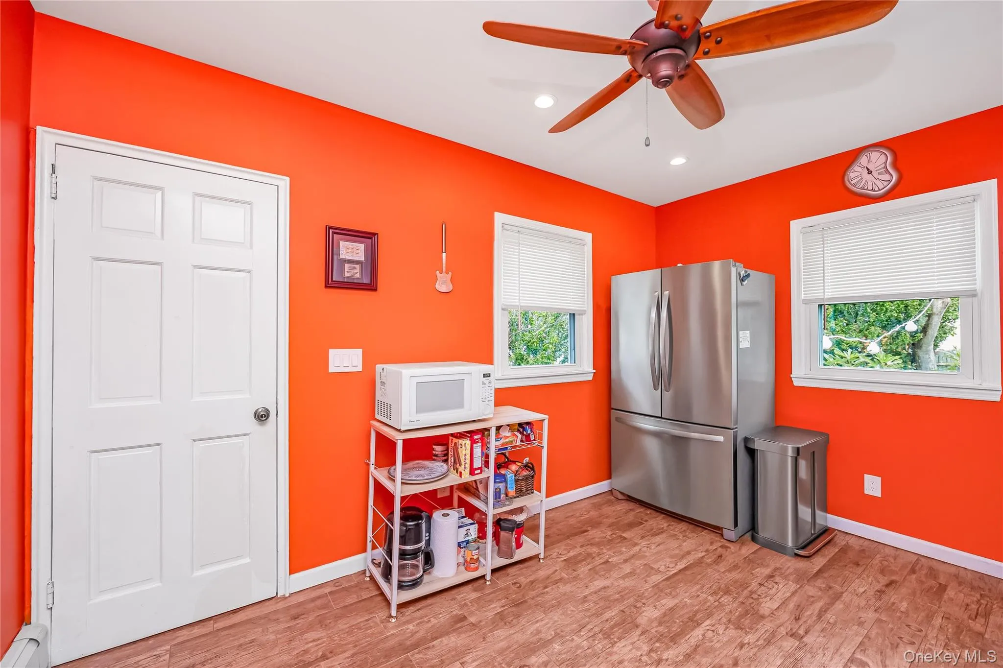 19 Rainbow Lane, Babylon, NY, 3 Bedrooms Bedrooms, 7 Rooms Rooms,1 BathroomBathrooms,Residential,For Rent,Rainbow,0,1050146 19 Rainbow Lane, Babylon, NY, 3 Bedrooms Bedrooms, 7 Rooms Rooms,1 BathroomBathrooms,Residential,For Rent,Rainbow,0,1050146