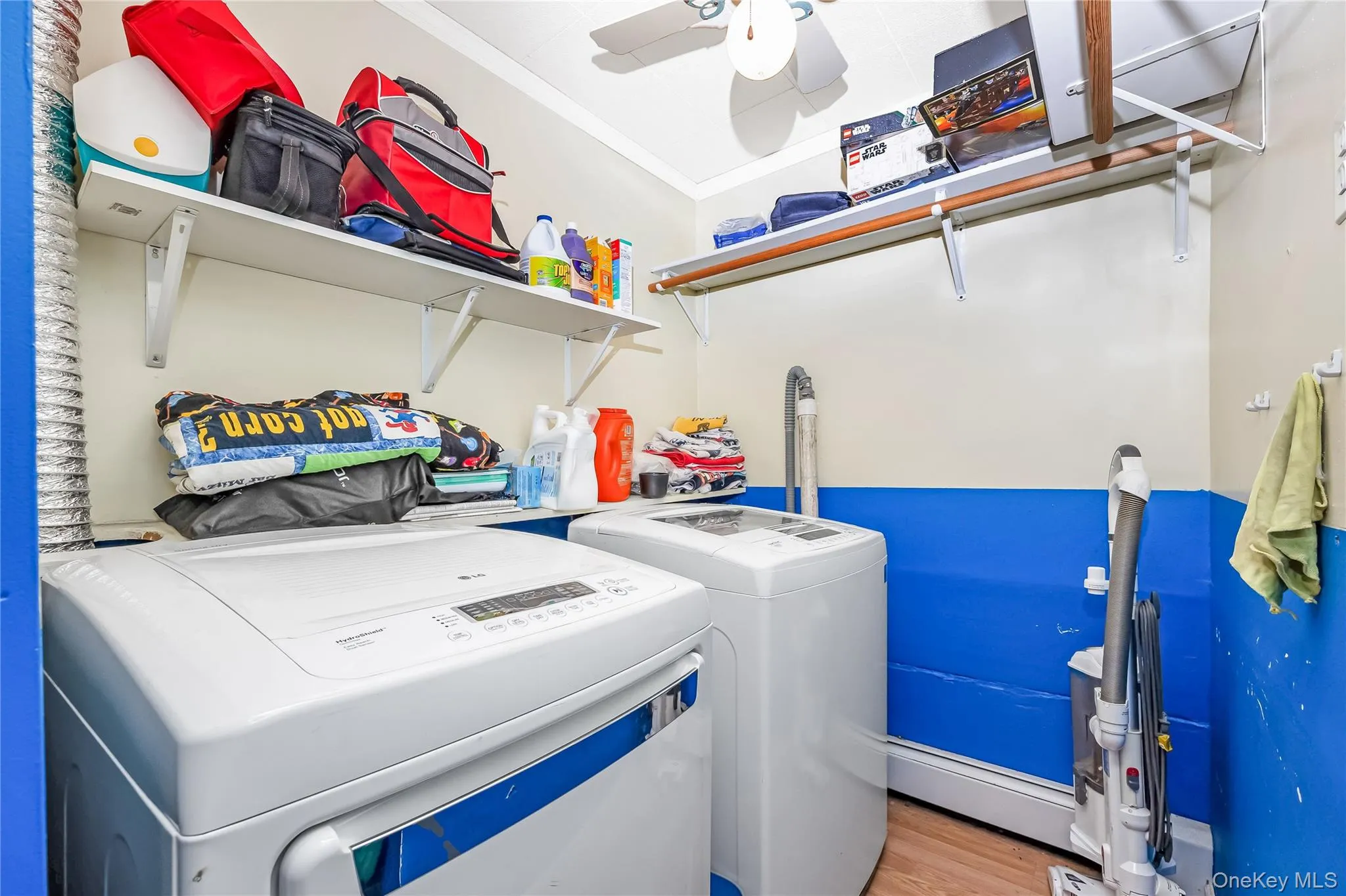19 Rainbow Lane, Babylon, NY, 3 Bedrooms Bedrooms, 7 Rooms Rooms,1 BathroomBathrooms,Residential,For Rent,Rainbow,0,1050146 19 Rainbow Lane, Babylon, NY, 3 Bedrooms Bedrooms, 7 Rooms Rooms,1 BathroomBathrooms,Residential,For Rent,Rainbow,0,1050146