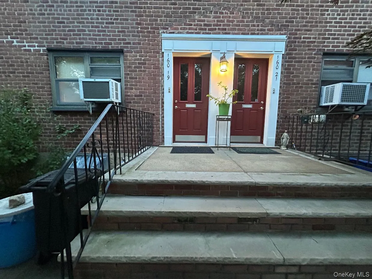 160-19 17th Avenue, New York, NY, 2 Bedrooms Bedrooms, 5 Rooms Rooms,1 BathroomBathrooms,Residential,For Rent,17th,0,1050148 160-19 17th Avenue, New York, NY, 2 Bedrooms Bedrooms, 5 Rooms Rooms,1 BathroomBathrooms,Residential,For Rent,17th,0,1050148