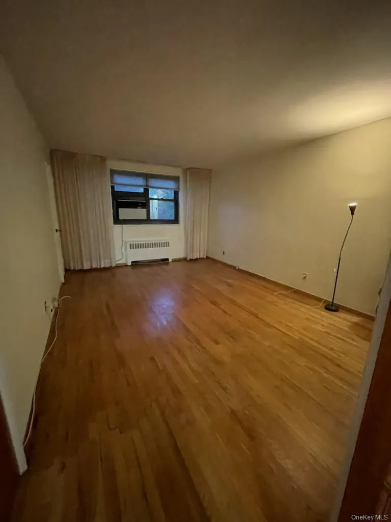160-19 17th Avenue, New York, NY, 2 Bedrooms Bedrooms, 5 Rooms Rooms,1 BathroomBathrooms,Residential,For Rent,17th,0,1050148 160-19 17th Avenue, New York, NY, 2 Bedrooms Bedrooms, 5 Rooms Rooms,1 BathroomBathrooms,Residential,For Rent,17th,0,1050148