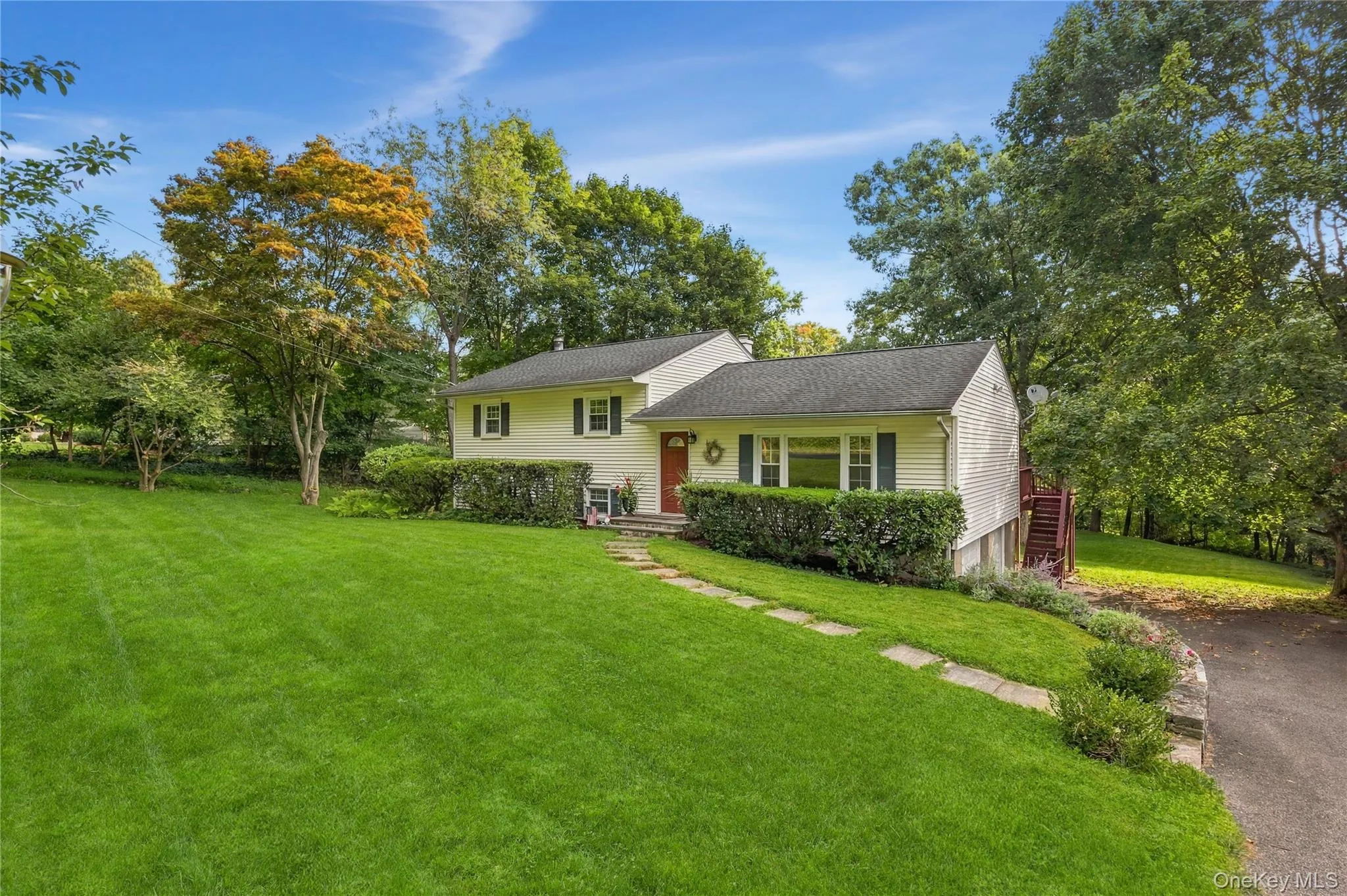 6 Hillside Terrace, Carmel, NY, 3 Bedrooms Bedrooms, 7 Rooms Rooms,1 BathroomBathrooms,Residential,For Rent,Hillside,0,1050150 6 Hillside Terrace, Carmel, NY, 3 Bedrooms Bedrooms, 7 Rooms Rooms,1 BathroomBathrooms,Residential,For Rent,Hillside,0,1050150