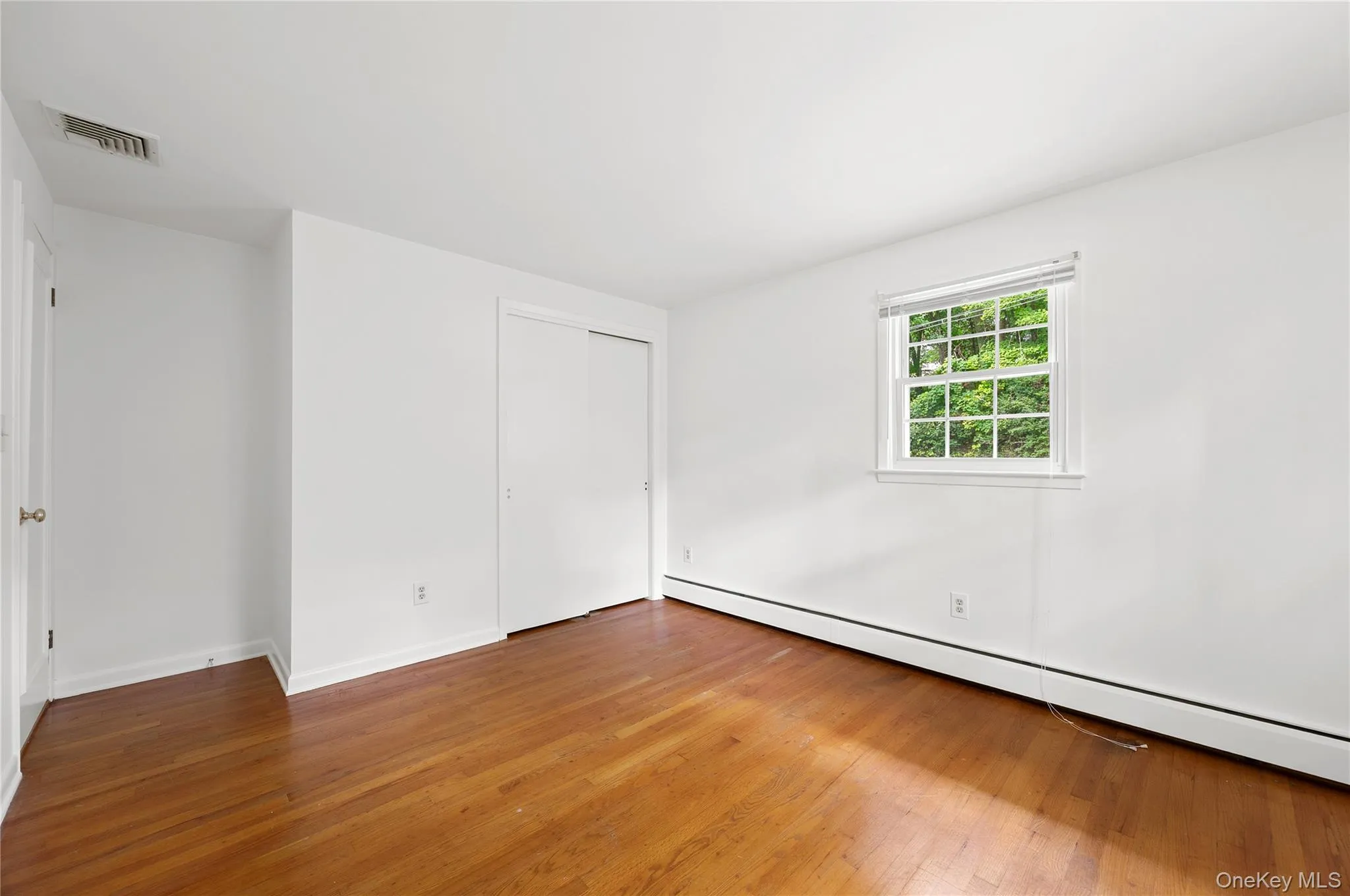 6 Hillside Terrace, Carmel, NY, 3 Bedrooms Bedrooms, 7 Rooms Rooms,1 BathroomBathrooms,Residential,For Rent,Hillside,0,1050150 6 Hillside Terrace, Carmel, NY, 3 Bedrooms Bedrooms, 7 Rooms Rooms,1 BathroomBathrooms,Residential,For Rent,Hillside,0,1050150