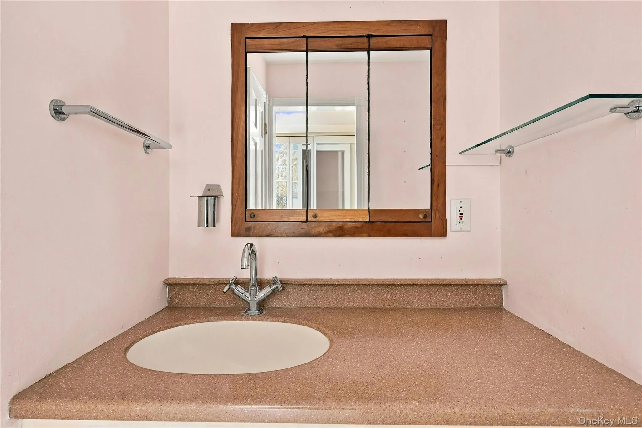 68 Woodland Road, Brookhaven, NY, 3 Bedrooms Bedrooms, 7 Rooms Rooms,2 BathroomsBathrooms,Residential,For Rent,Woodland,0,1050152 68 Woodland Road, Brookhaven, NY, 3 Bedrooms Bedrooms, 7 Rooms Rooms,2 BathroomsBathrooms,Residential,For Rent,Woodland,0,1050152