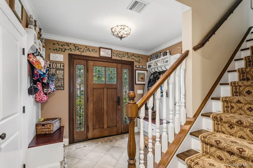 4 Smull Lane, North Hempstead, NY, 3 Bedrooms Bedrooms, 8 Rooms Rooms,3 BathroomsBathrooms,Residential,For Rent,Smull,0,1050153 4 Smull Lane, North Hempstead, NY, 3 Bedrooms Bedrooms, 8 Rooms Rooms,3 BathroomsBathrooms,Residential,For Rent,Smull,0,1050153