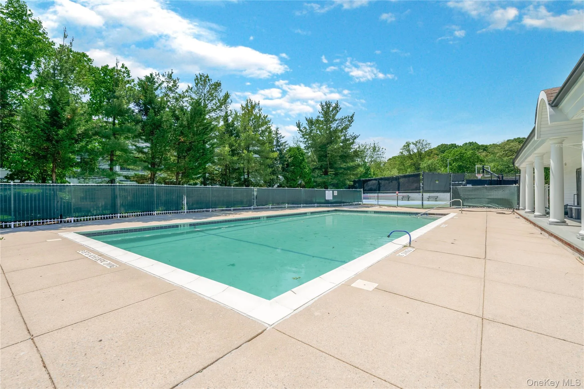 240-02 Oak Park Drive, New York, NY, 3 Bedrooms Bedrooms, 9 Rooms Rooms,2 BathroomsBathrooms,Residential,For Rent,Oak Park,0,1050155 240-02 Oak Park Drive, New York, NY, 3 Bedrooms Bedrooms, 9 Rooms Rooms,2 BathroomsBathrooms,Residential,For Rent,Oak Park,0,1050155
