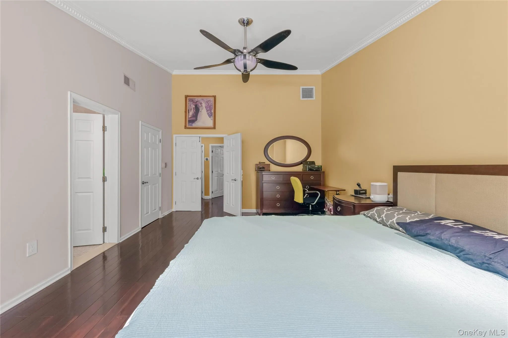 240-02 Oak Park Drive, New York, NY, 3 Bedrooms Bedrooms, 9 Rooms Rooms,2 BathroomsBathrooms,Residential,For Rent,Oak Park,0,1050155 240-02 Oak Park Drive, New York, NY, 3 Bedrooms Bedrooms, 9 Rooms Rooms,2 BathroomsBathrooms,Residential,For Rent,Oak Park,0,1050155