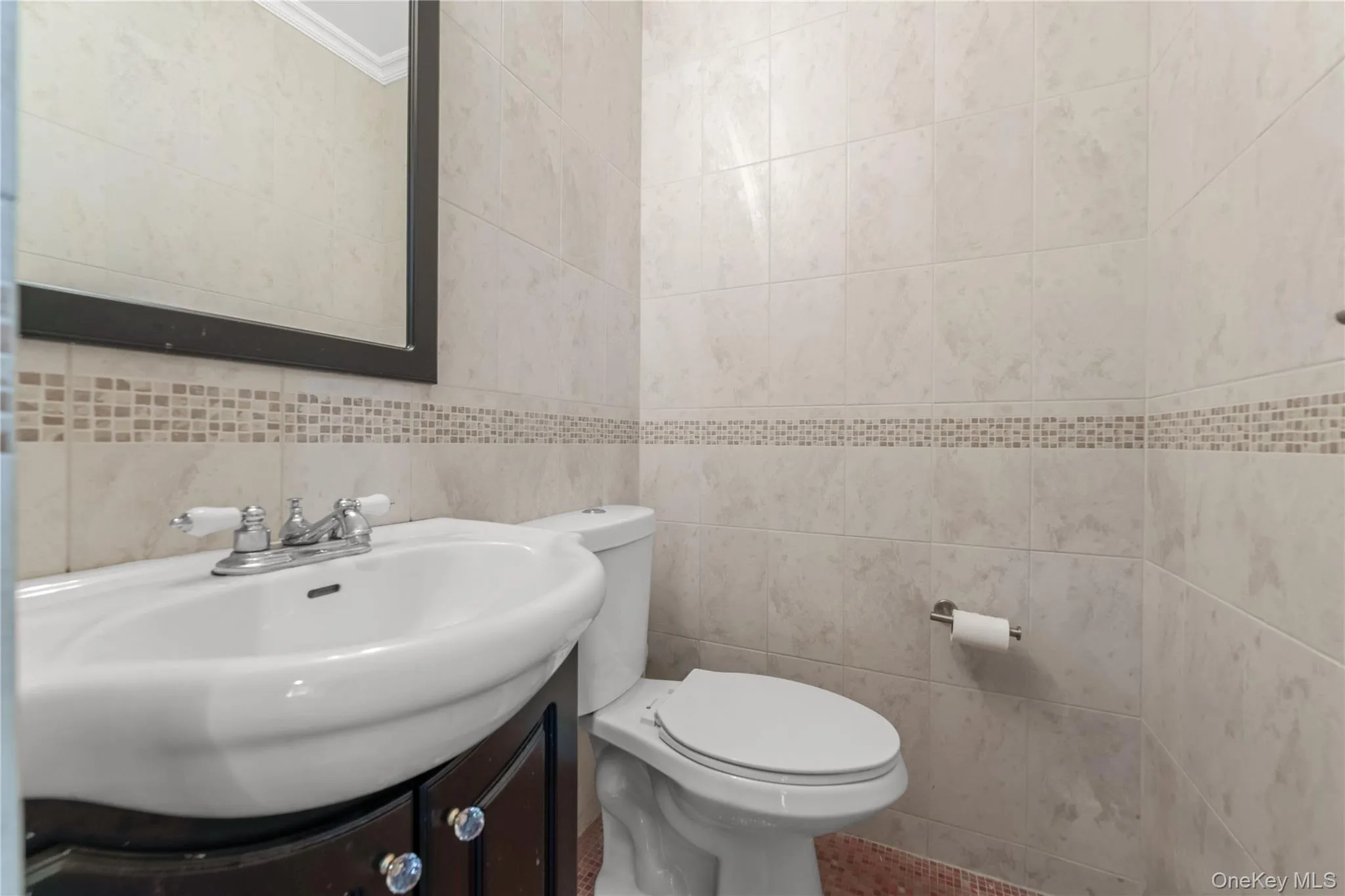 240-02 Oak Park Drive, New York, NY, 3 Bedrooms Bedrooms, 9 Rooms Rooms,2 BathroomsBathrooms,Residential,For Rent,Oak Park,0,1050155 240-02 Oak Park Drive, New York, NY, 3 Bedrooms Bedrooms, 9 Rooms Rooms,2 BathroomsBathrooms,Residential,For Rent,Oak Park,0,1050155