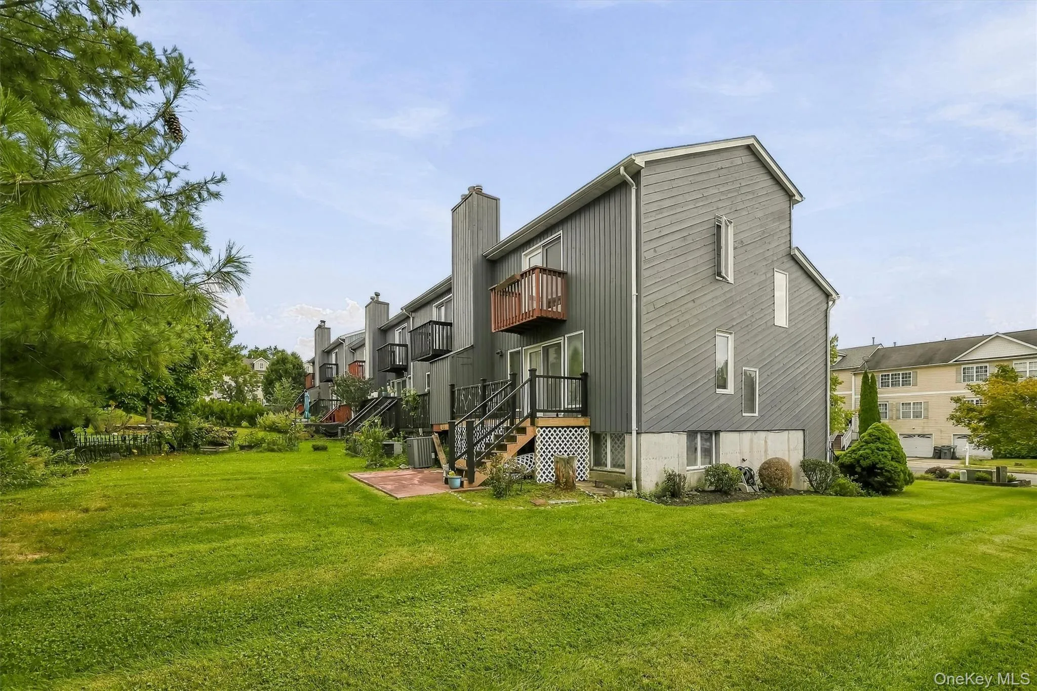 3 Moriah Lane, Middletown, NY, 2 Bedrooms Bedrooms, 5 Rooms Rooms,2 BathroomsBathrooms,Residential,For Rent,Moriah,0,1050156 3 Moriah Lane, Middletown, NY, 2 Bedrooms Bedrooms, 5 Rooms Rooms,2 BathroomsBathrooms,Residential,For Rent,Moriah,0,1050156