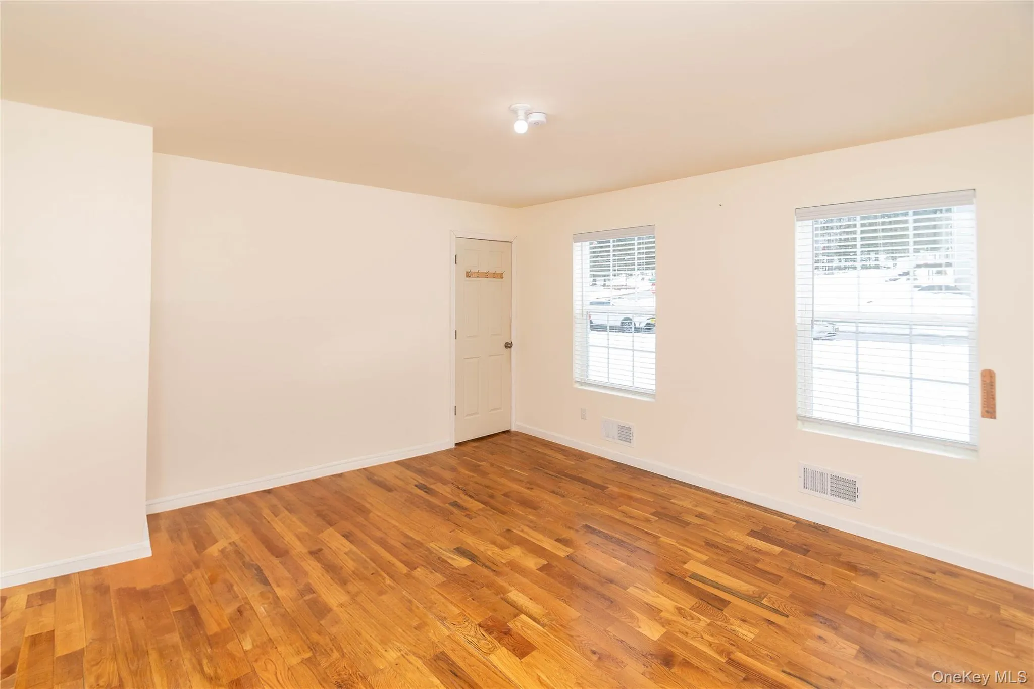 62 Bristol Circle, Thompson, NY, 4 Bedrooms Bedrooms, 8 Rooms Rooms,2 BathroomsBathrooms,Residential Lease,For Rent,Bristol,0,1050158 62 Bristol Circle, Thompson, NY, 4 Bedrooms Bedrooms, 8 Rooms Rooms,2 BathroomsBathrooms,Residential Lease,For Rent,Bristol,0,1050158