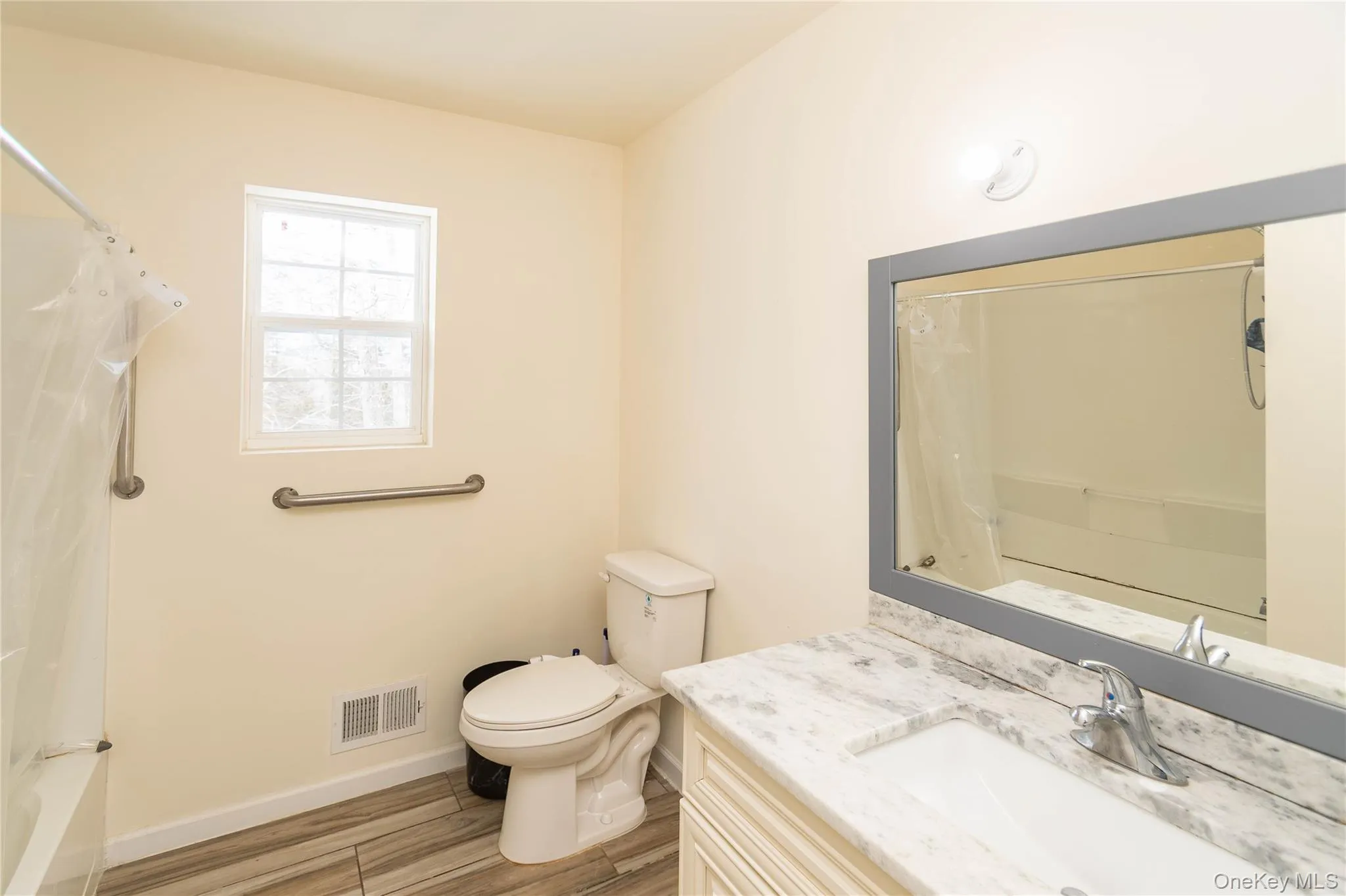 62 Bristol Circle, Thompson, NY, 4 Bedrooms Bedrooms, 8 Rooms Rooms,2 BathroomsBathrooms,Residential Lease,For Rent,Bristol,0,1050158 62 Bristol Circle, Thompson, NY, 4 Bedrooms Bedrooms, 8 Rooms Rooms,2 BathroomsBathrooms,Residential Lease,For Rent,Bristol,0,1050158