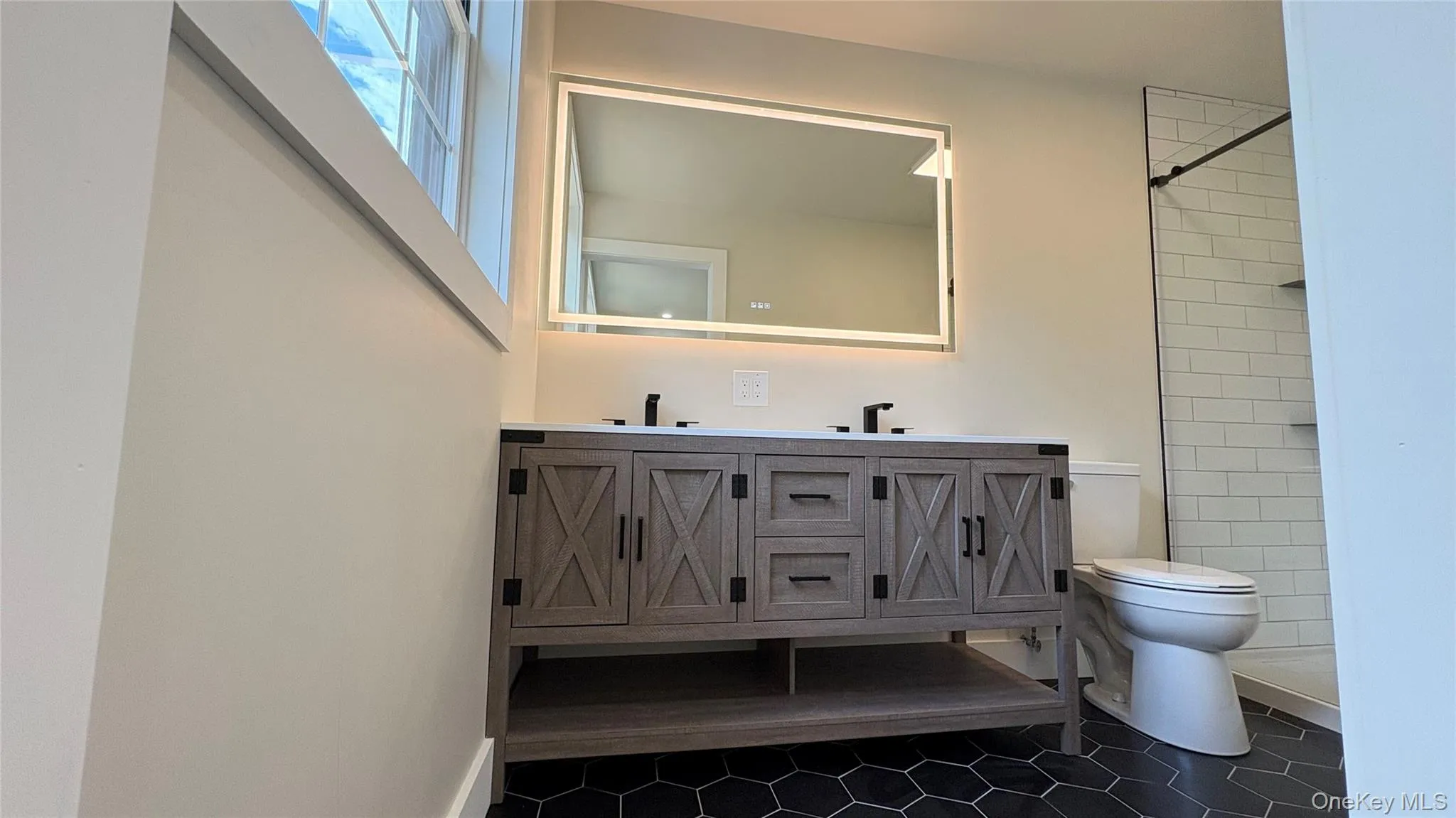 33 Valley Street, Saugerties, NY, 3 Bedrooms Bedrooms, 6 Rooms Rooms,2 BathroomsBathrooms,Residential,For Rent,Valley,0,1050159 33 Valley Street, Saugerties, NY, 3 Bedrooms Bedrooms, 6 Rooms Rooms,2 BathroomsBathrooms,Residential,For Rent,Valley,0,1050159