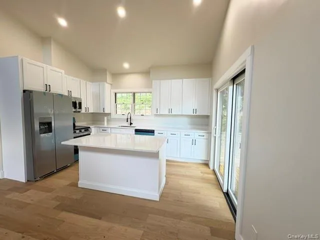 33 Valley Street, Saugerties, NY, 3 Bedrooms Bedrooms, 6 Rooms Rooms,2 BathroomsBathrooms,Residential,For Rent,Valley,0,1050159 33 Valley Street, Saugerties, NY, 3 Bedrooms Bedrooms, 6 Rooms Rooms,2 BathroomsBathrooms,Residential,For Rent,Valley,0,1050159