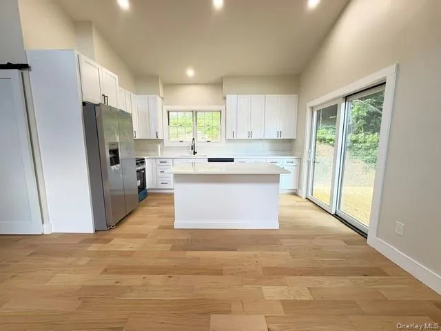 33 Valley Street, Saugerties, NY, 3 Bedrooms Bedrooms, 6 Rooms Rooms,2 BathroomsBathrooms,Residential,For Rent,Valley,0,1050159 33 Valley Street, Saugerties, NY, 3 Bedrooms Bedrooms, 6 Rooms Rooms,2 BathroomsBathrooms,Residential,For Rent,Valley,0,1050159