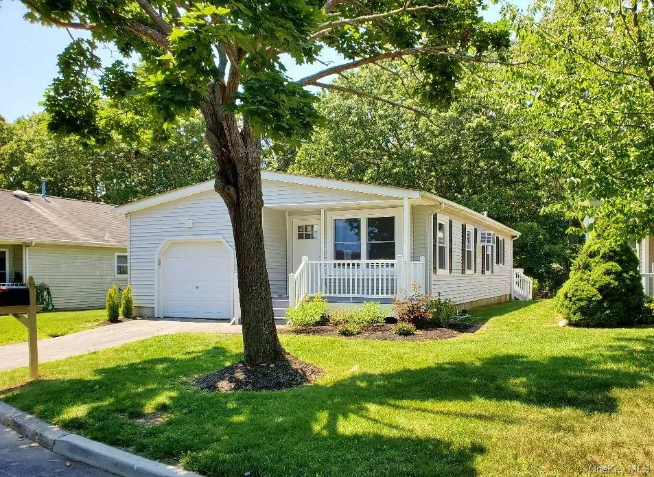 201 Village Circle, Brookhaven, NY, 2 Bedrooms Bedrooms, 5 Rooms Rooms,2 BathroomsBathrooms,Residential,For Rent,Village,0,1050162 201 Village Circle, Brookhaven, NY, 2 Bedrooms Bedrooms, 5 Rooms Rooms,2 BathroomsBathrooms,Residential,For Rent,Village,0,1050162