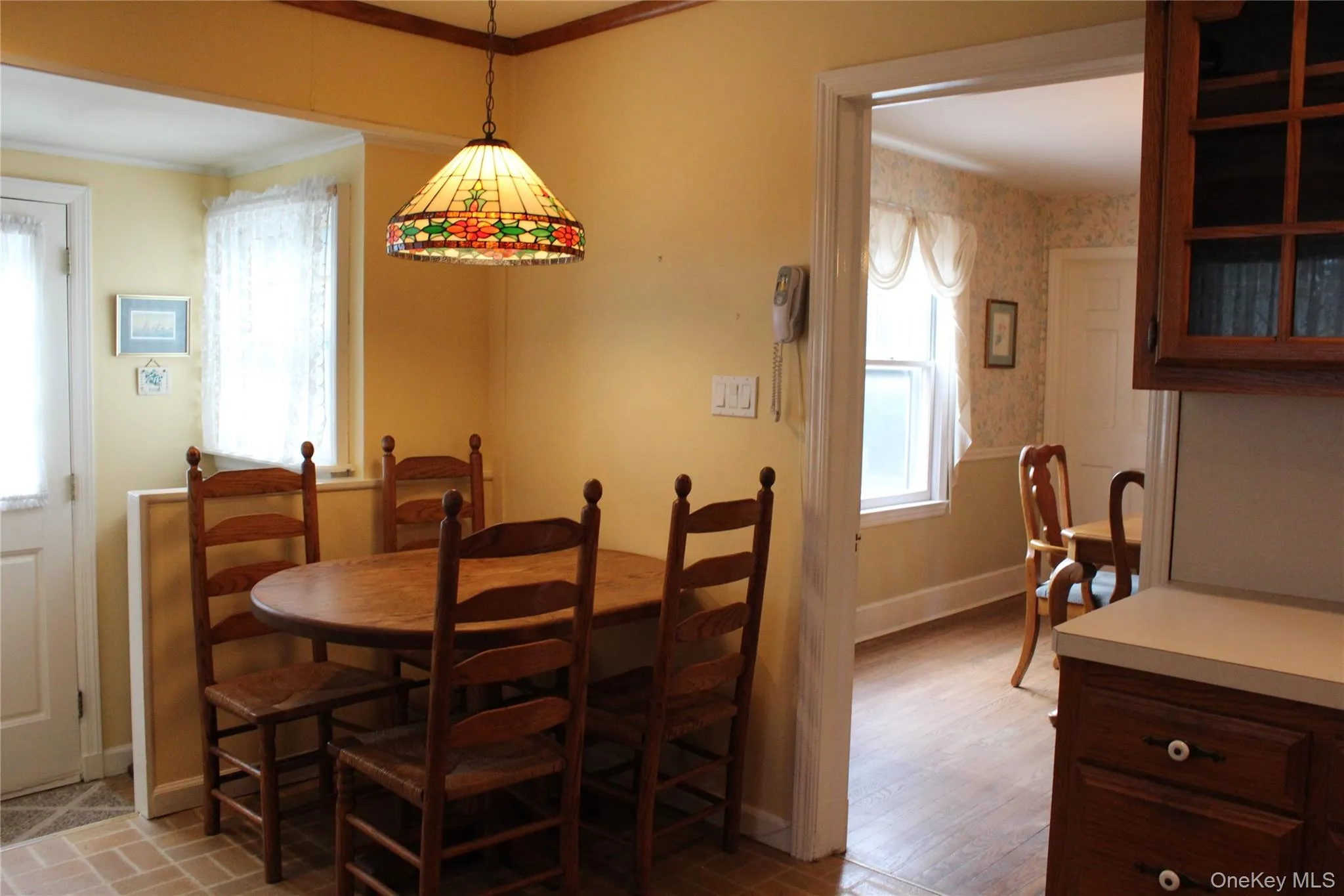 Eat in Kitchen Eat in Kitchen