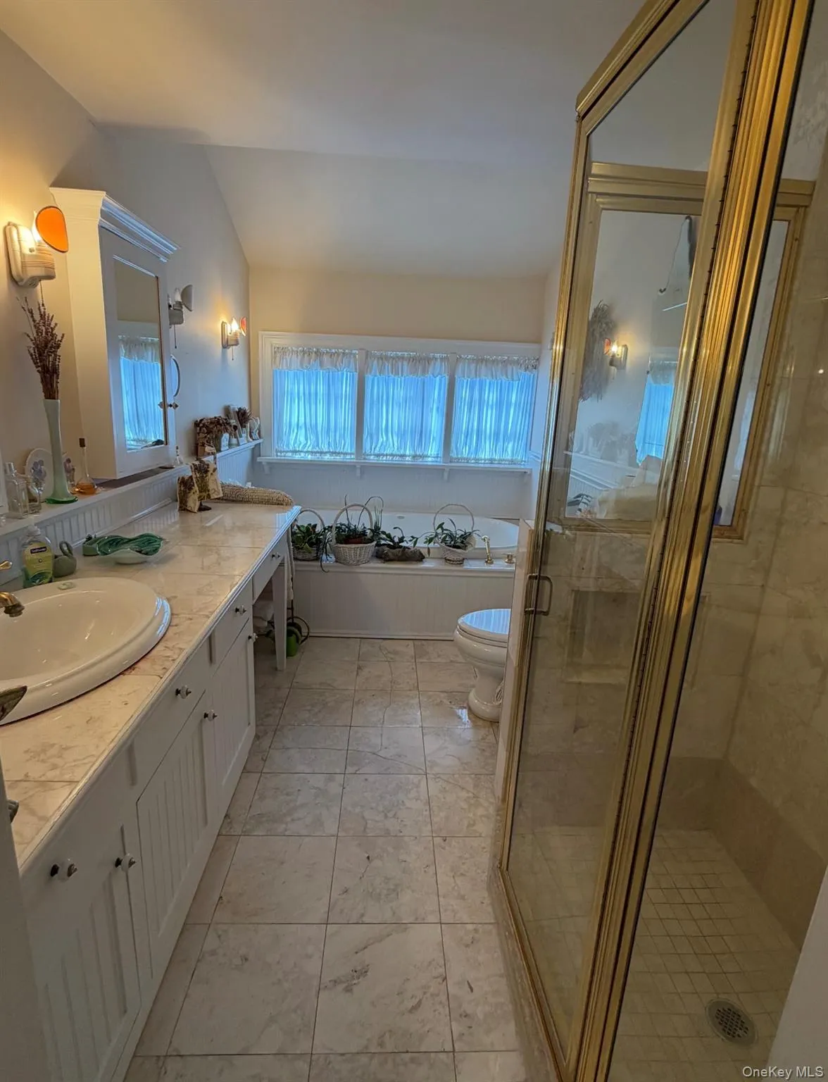 371 Grosvenor Street, New York, NY, 3 Bedrooms Bedrooms, 6 Rooms Rooms,2 BathroomsBathrooms,Residential,For Rent,Grosvenor,0,1050170 371 Grosvenor Street, New York, NY, 3 Bedrooms Bedrooms, 6 Rooms Rooms,2 BathroomsBathrooms,Residential,For Rent,Grosvenor,0,1050170