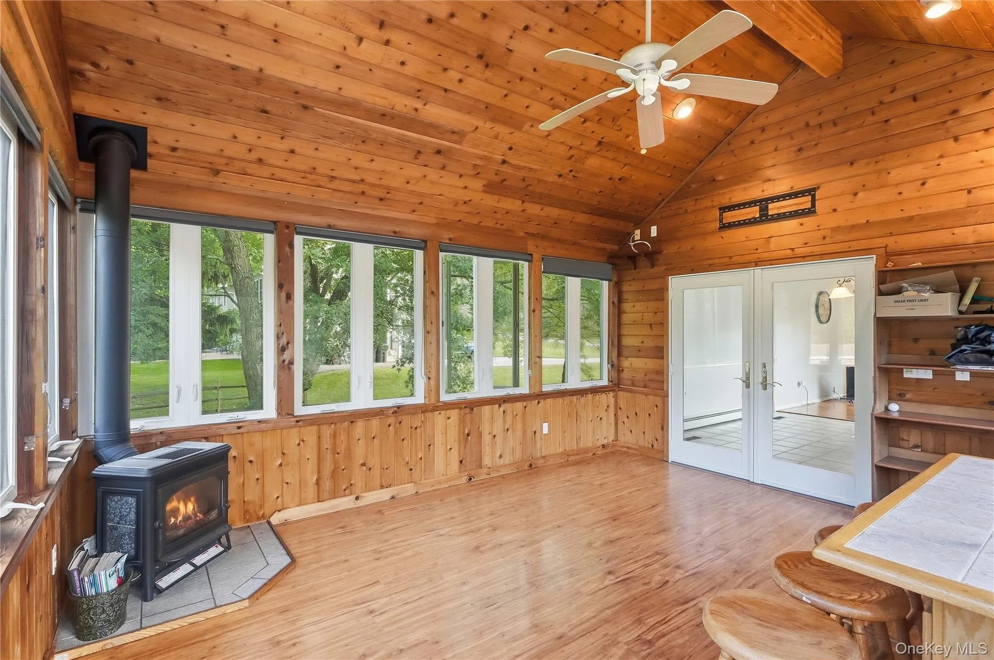 Propane fireplace to heat the space in winter Propane fireplace to heat the space in winter