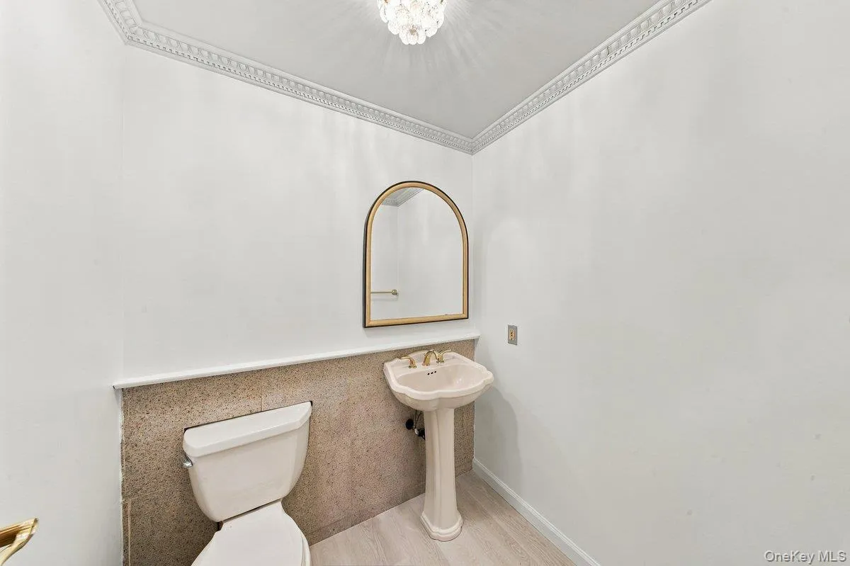 19 John Bean Court, North Hempstead, NY, 3 Bedrooms Bedrooms, 7 Rooms Rooms,3 BathroomsBathrooms,Residential,For Rent,John Bean,0,1050175 19 John Bean Court, North Hempstead, NY, 3 Bedrooms Bedrooms, 7 Rooms Rooms,3 BathroomsBathrooms,Residential,For Rent,John Bean,0,1050175
