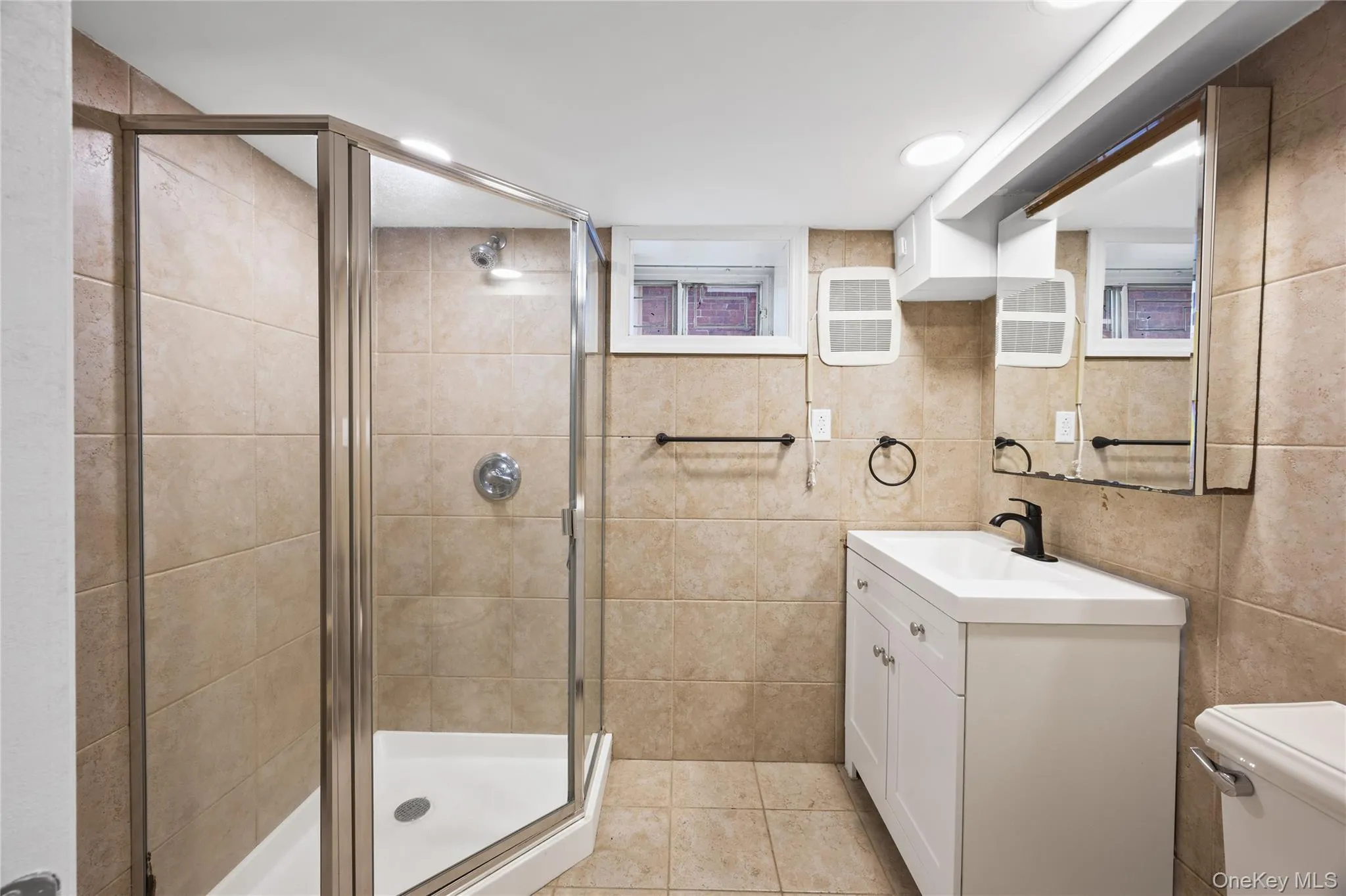 1900 Carleton Place, Hempstead, NY, 3 Bedrooms Bedrooms, 8 Rooms Rooms,2 BathroomsBathrooms,Residential,For Rent,Carleton,0,1050179 1900 Carleton Place, Hempstead, NY, 3 Bedrooms Bedrooms, 8 Rooms Rooms,2 BathroomsBathrooms,Residential,For Rent,Carleton,0,1050179