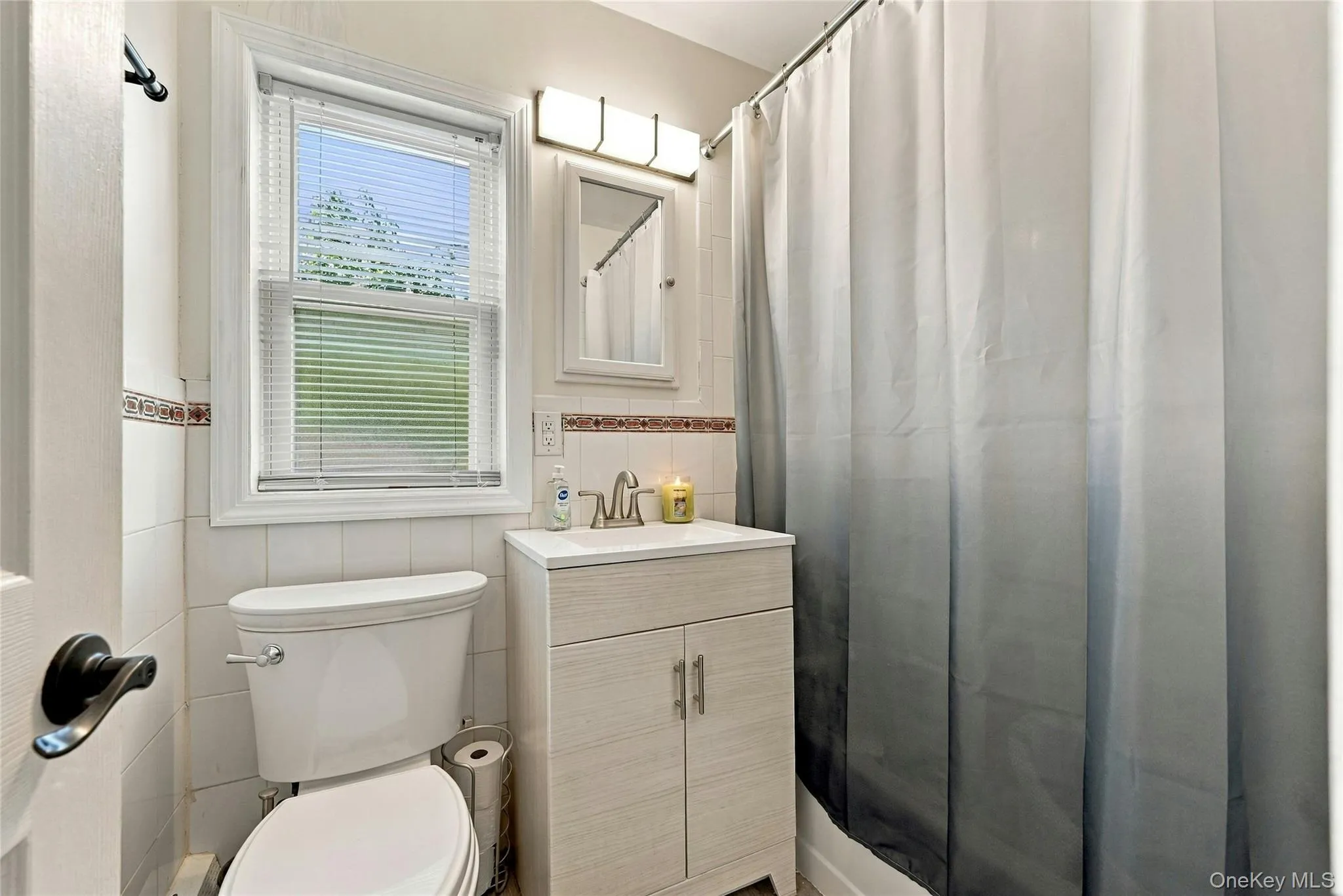 97 Cardinal lane, Islip, NY, 2 Bedrooms Bedrooms, 5 Rooms Rooms,1 BathroomBathrooms,Residential,For Rent,Cardinal lane,0,1050180 97 Cardinal lane, Islip, NY, 2 Bedrooms Bedrooms, 5 Rooms Rooms,1 BathroomBathrooms,Residential,For Rent,Cardinal lane,0,1050180